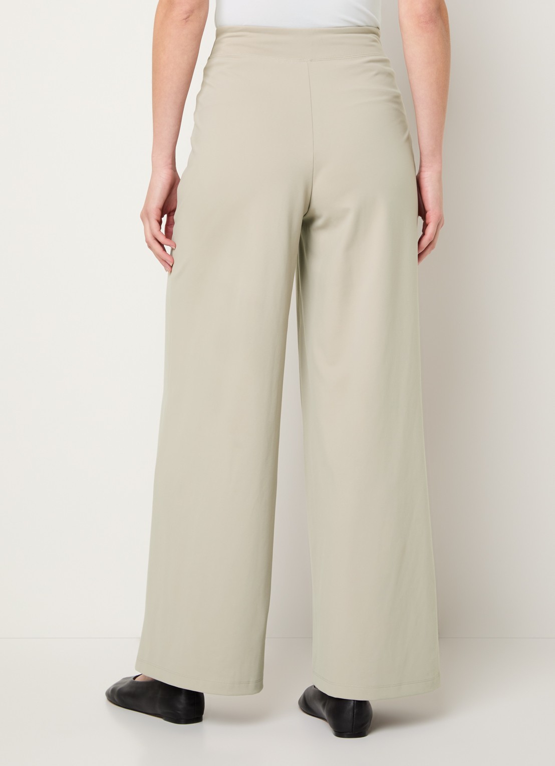 Ninepine Asana high waist wide fit broek met ritszakken - achterkant beige