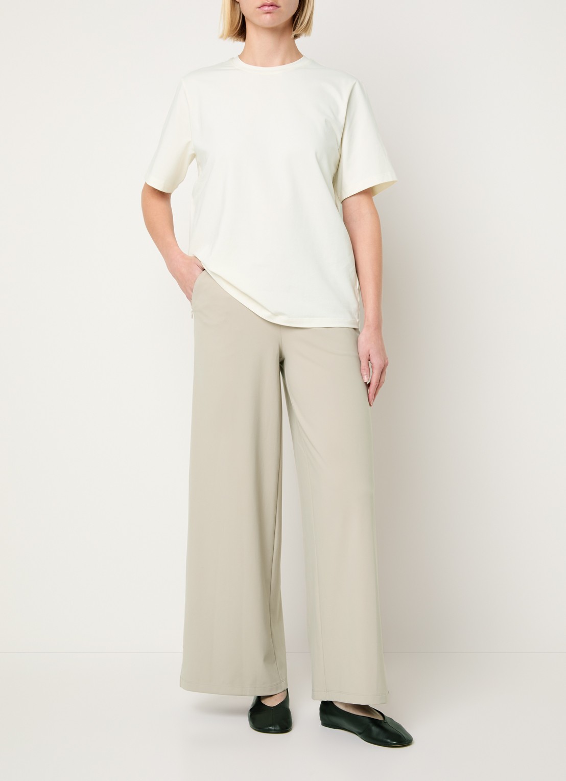 Ninepine Asana high waist wide fit pantalon - voorkant 4 beige