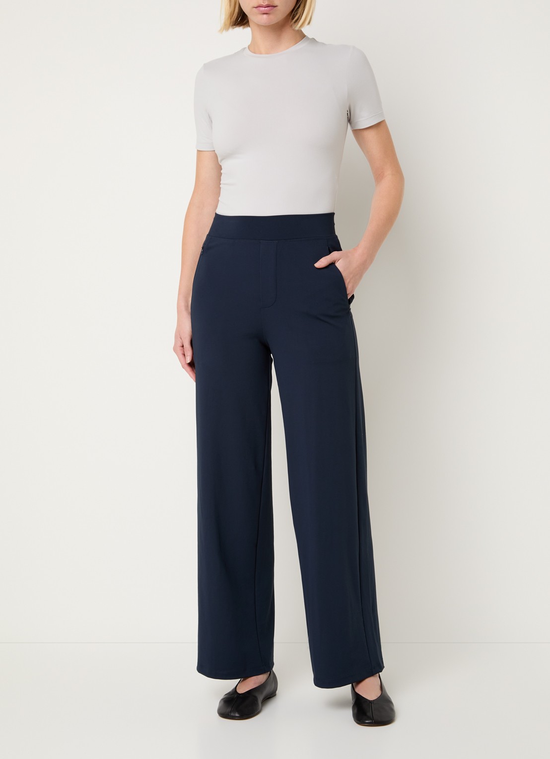Ninepine Asana Relaxed high waist straight fit broek met ritszakken - voorkant 3 donkerblauw