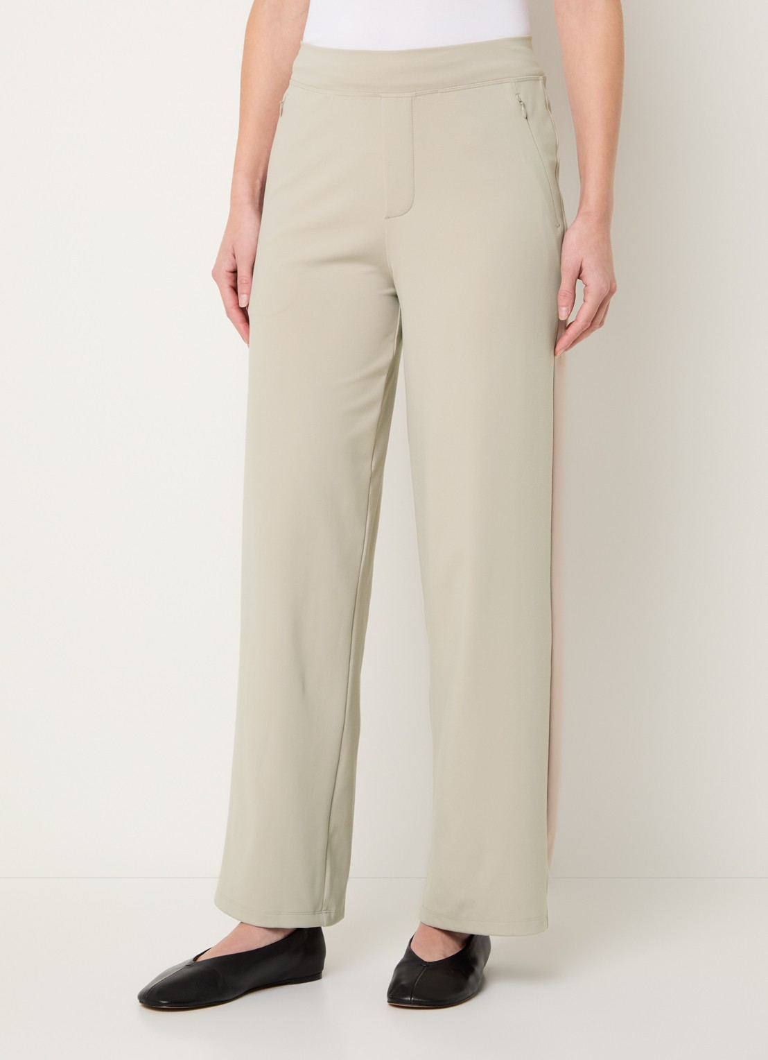 Ninepine Asana Relaxed high waist straight fit broek met ritszakken - detail 3 beige
