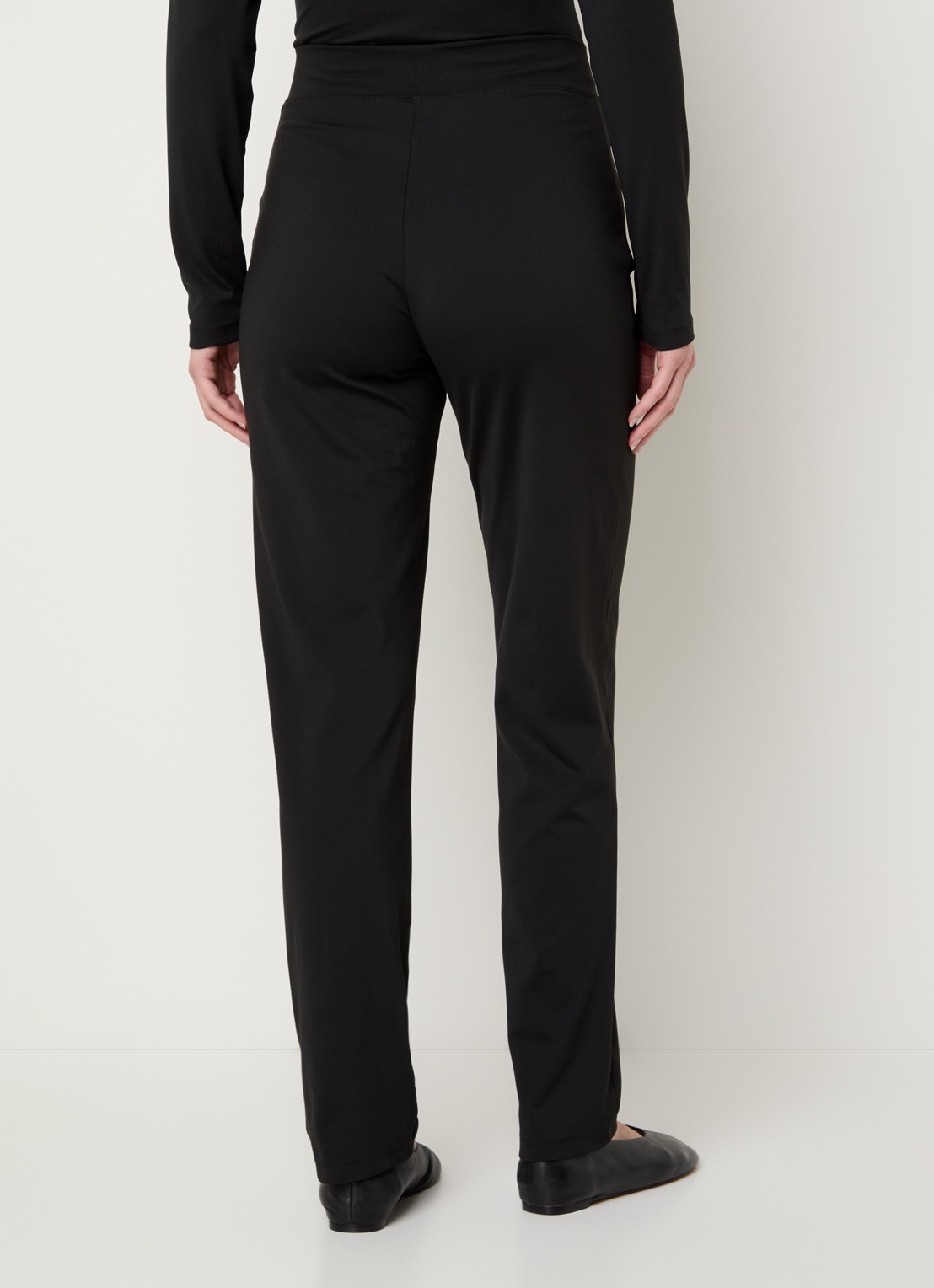 Ninepine High waist slim fit broek met ritszakken - achterkant 7 zwart