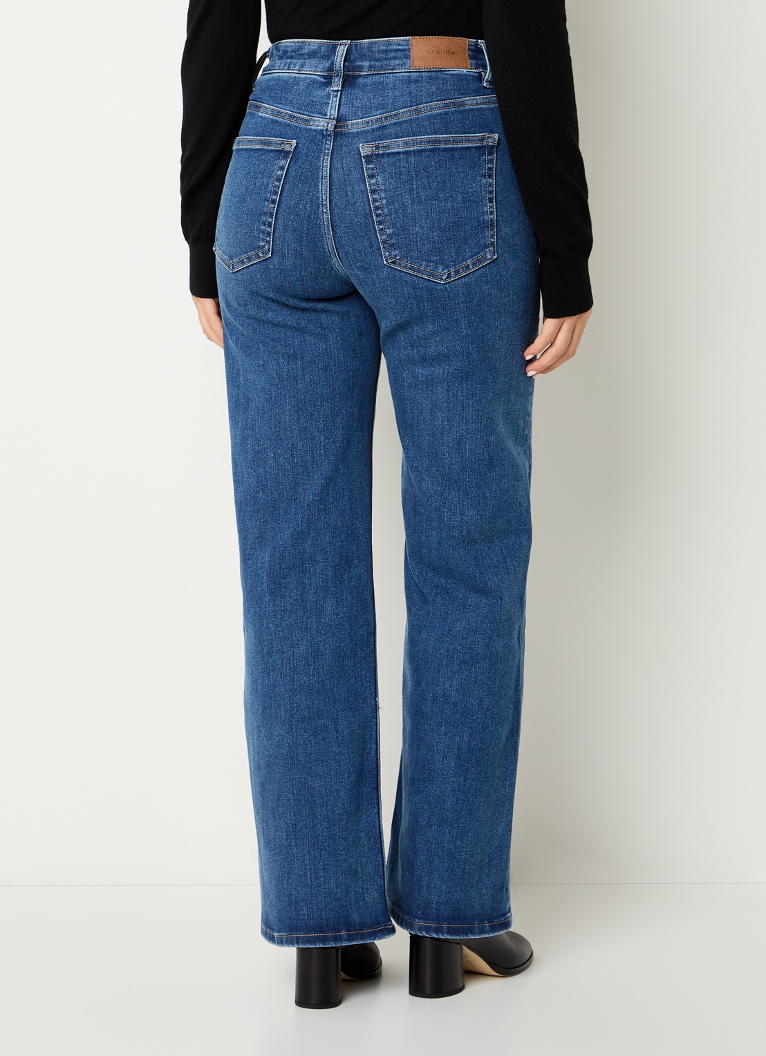 Ninepine High waist straight leg jeans met stretch - achterkant 3 indigo