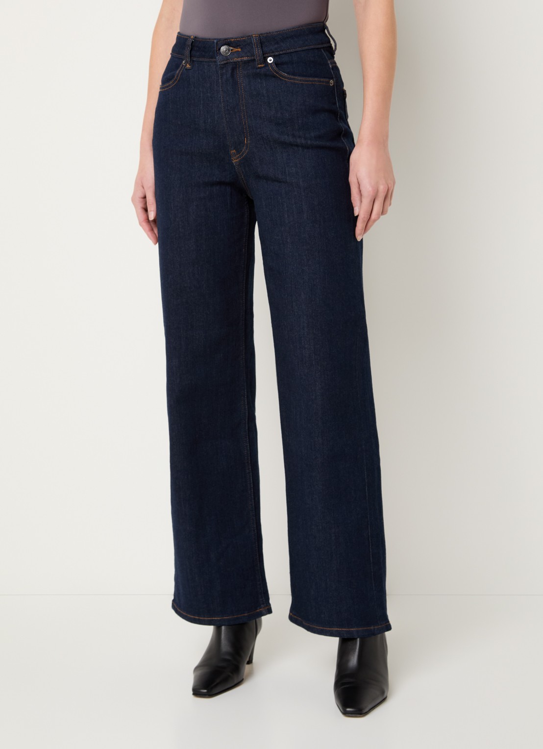 Ninepine Relaxed Comfort high waist straight leg jeans met donkere wassing - detail 2 donkerblauw