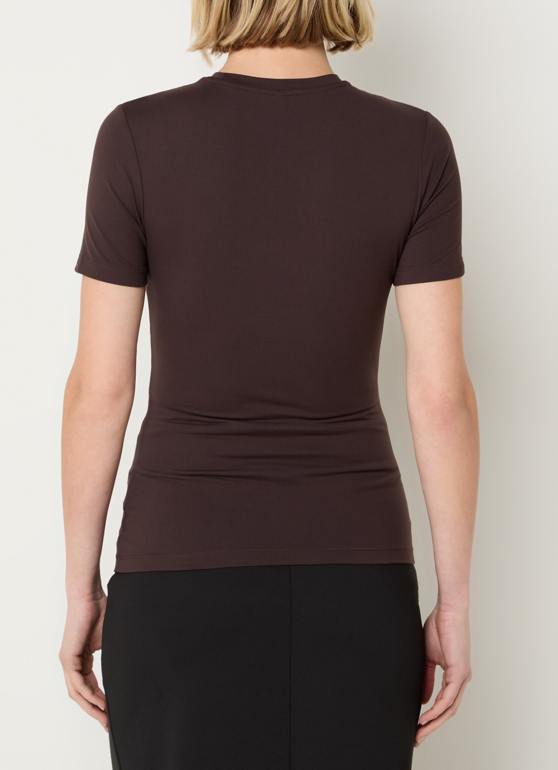Ninepine T-shirt met ronde hals - achterkant donkerbruin