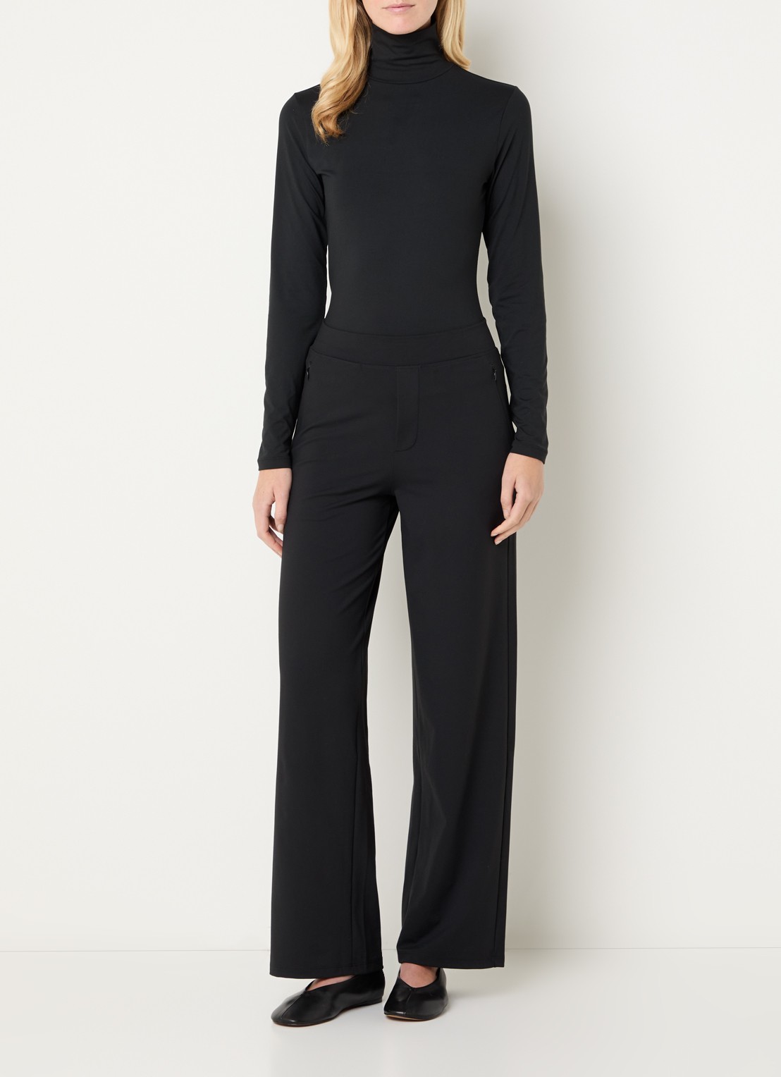 Ninepine Top van jersey met col - voorkant 2 zwart