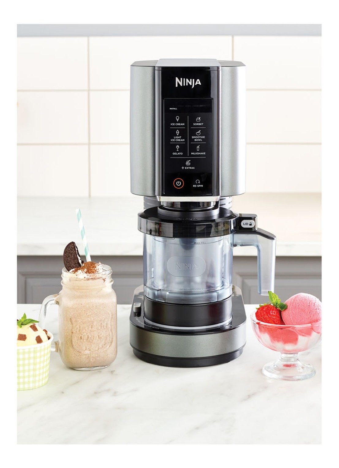 Ninja Creami IJsmaker keukenmachine NC300EU - achterkant 4 zwart