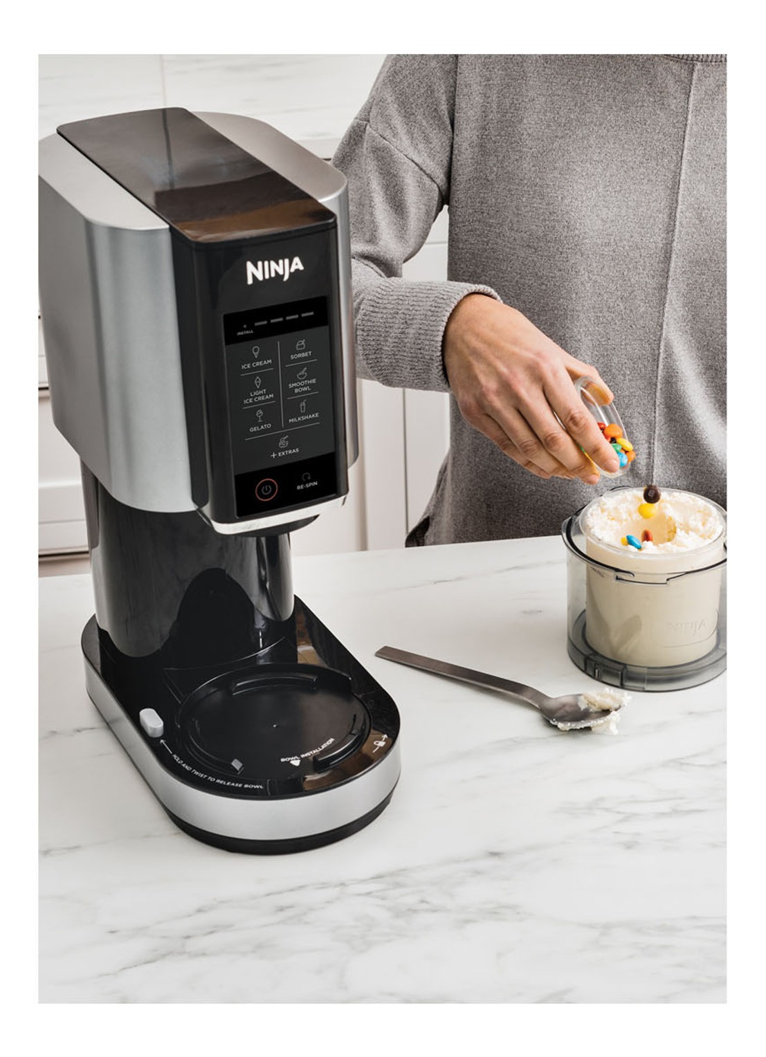 Ninja Creami IJsmaker keukenmachine NC300EU - detail zwart