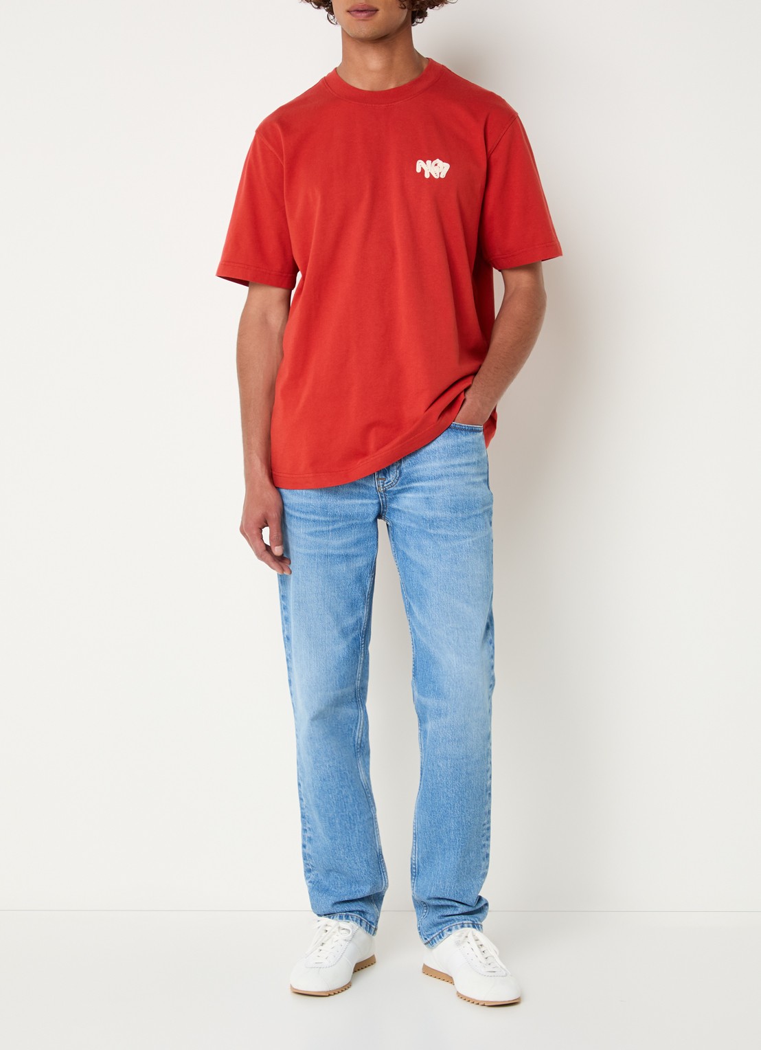 NN.07 Adam T-shirt met logoborduring - voorkant 4 steenrood