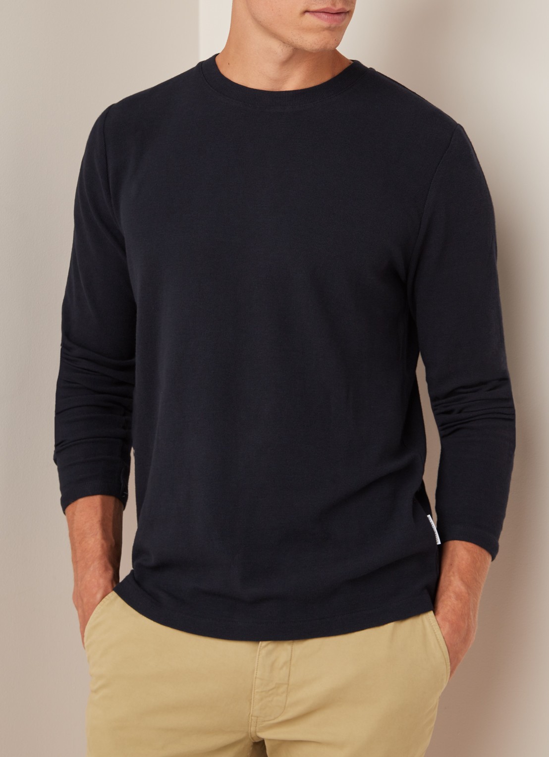 NN.07 Clive longsleeve in katoenblend met structuur - detail 3 donkerblauw