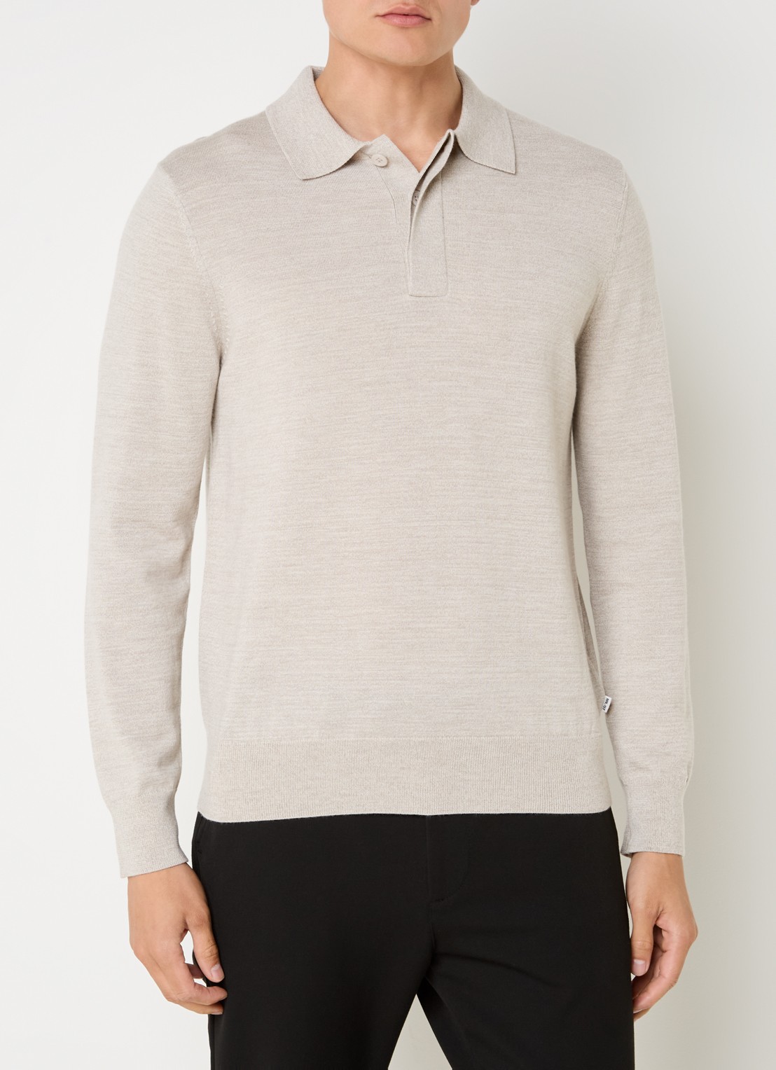 NN.07 Fijngebreide pullover van wol met polokraag - detail beige
