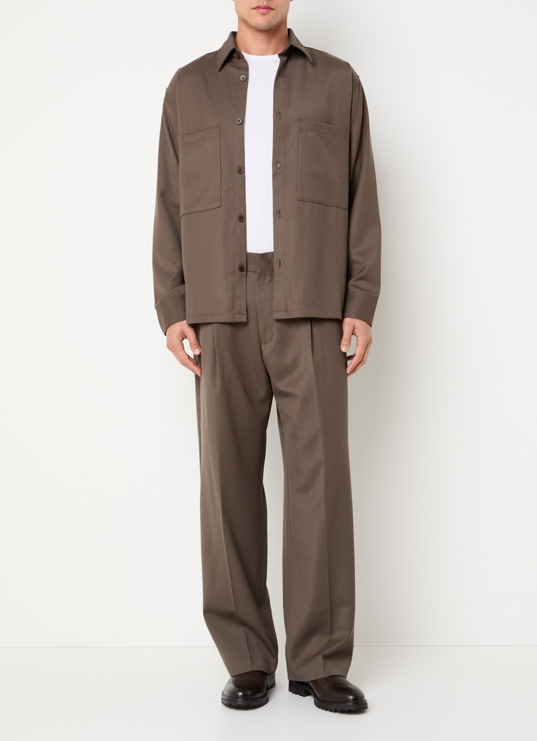 NN.07 Overshirt in wolblend met borstzakken - voorkant 3 donkerbeige