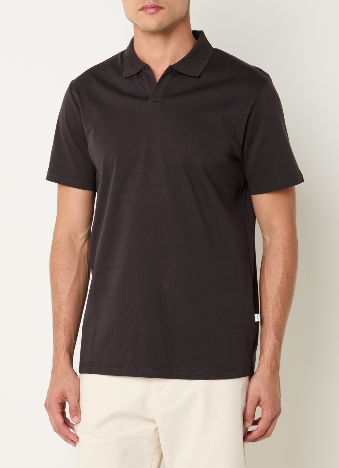 NN.07 Paul regular fit polo met kraag - detail 2 donkerbruin