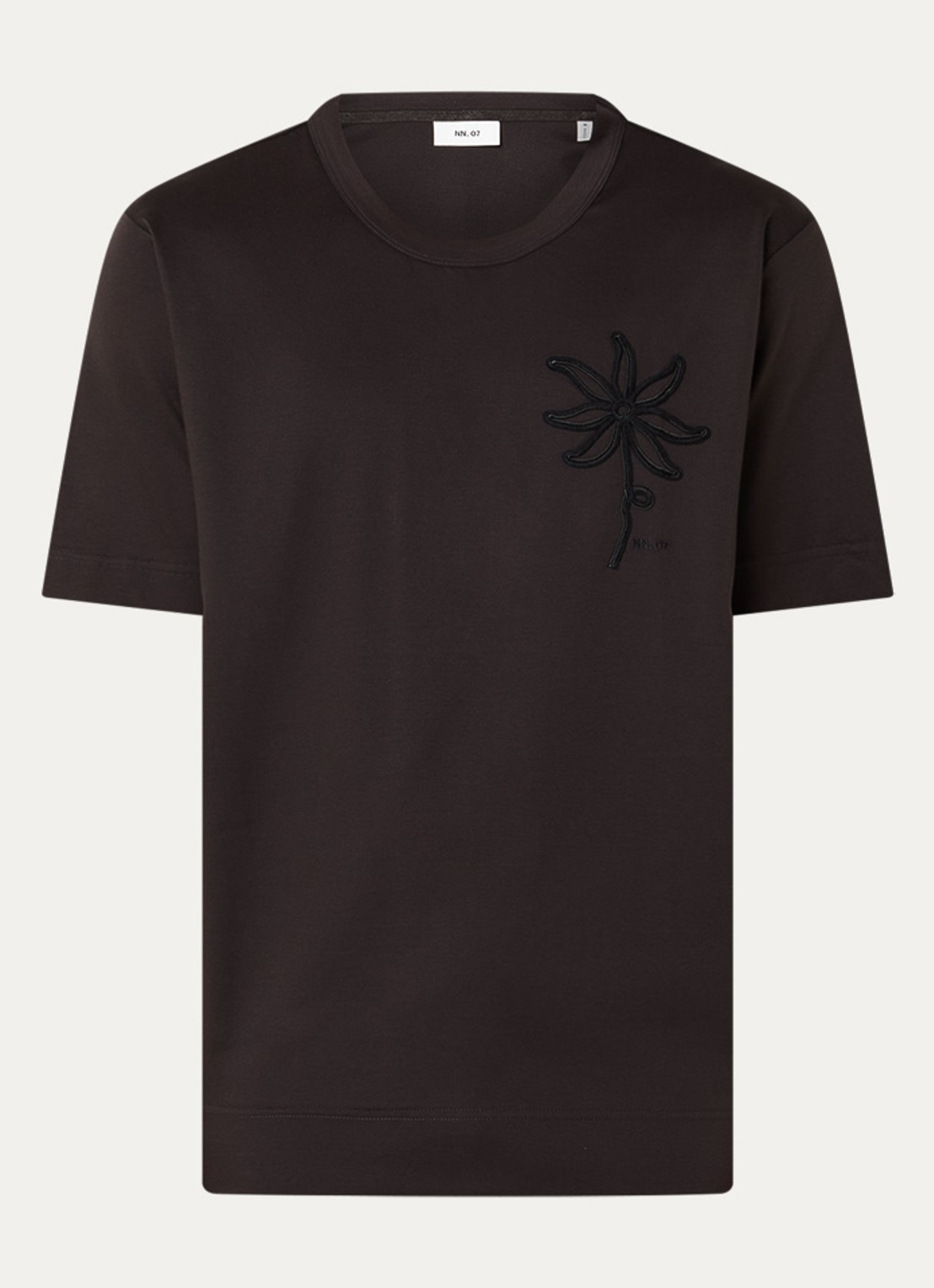NN.07 Pedro t-shirt met borduring - voorkant donkerbruin