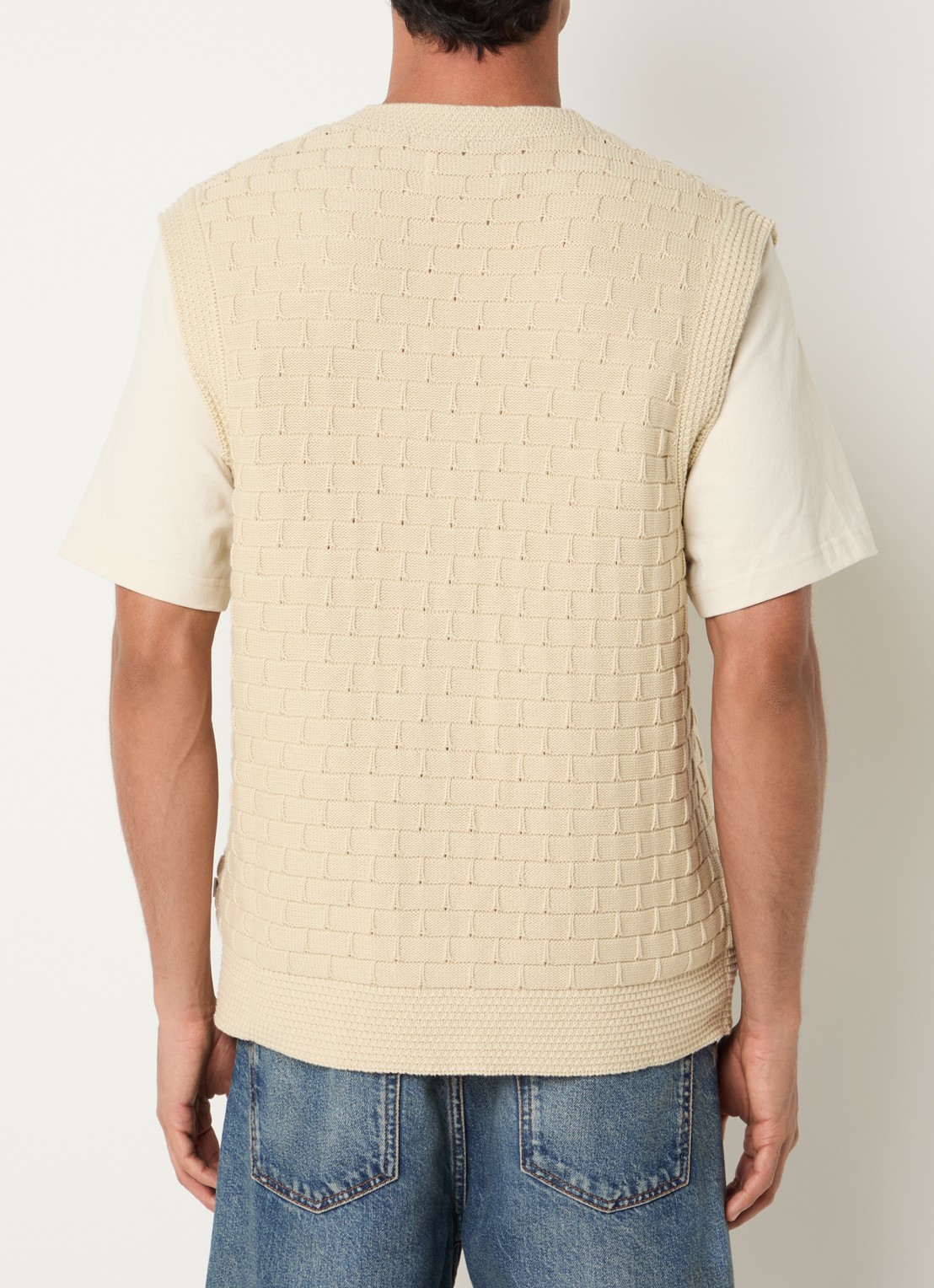 NN.07 Reece grofgebreid gilet met structuur - achterkant 4 naturel