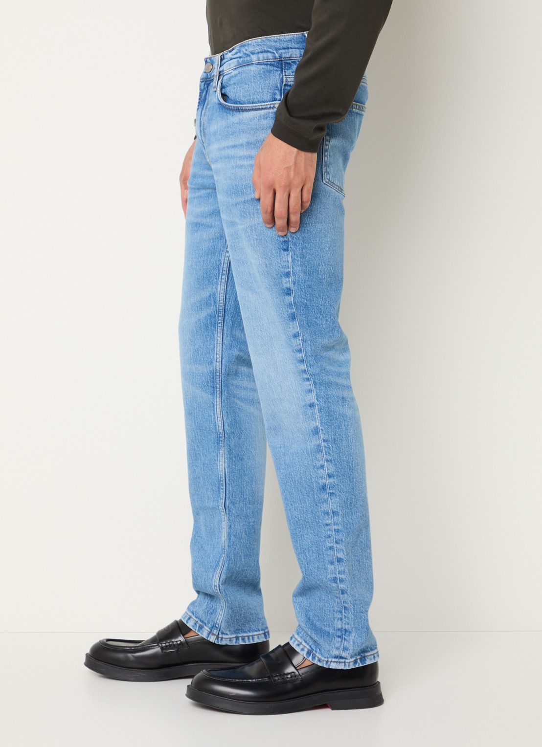 NN.07 Tony straight leg jeans met lichte wassing - detail 3 indigo