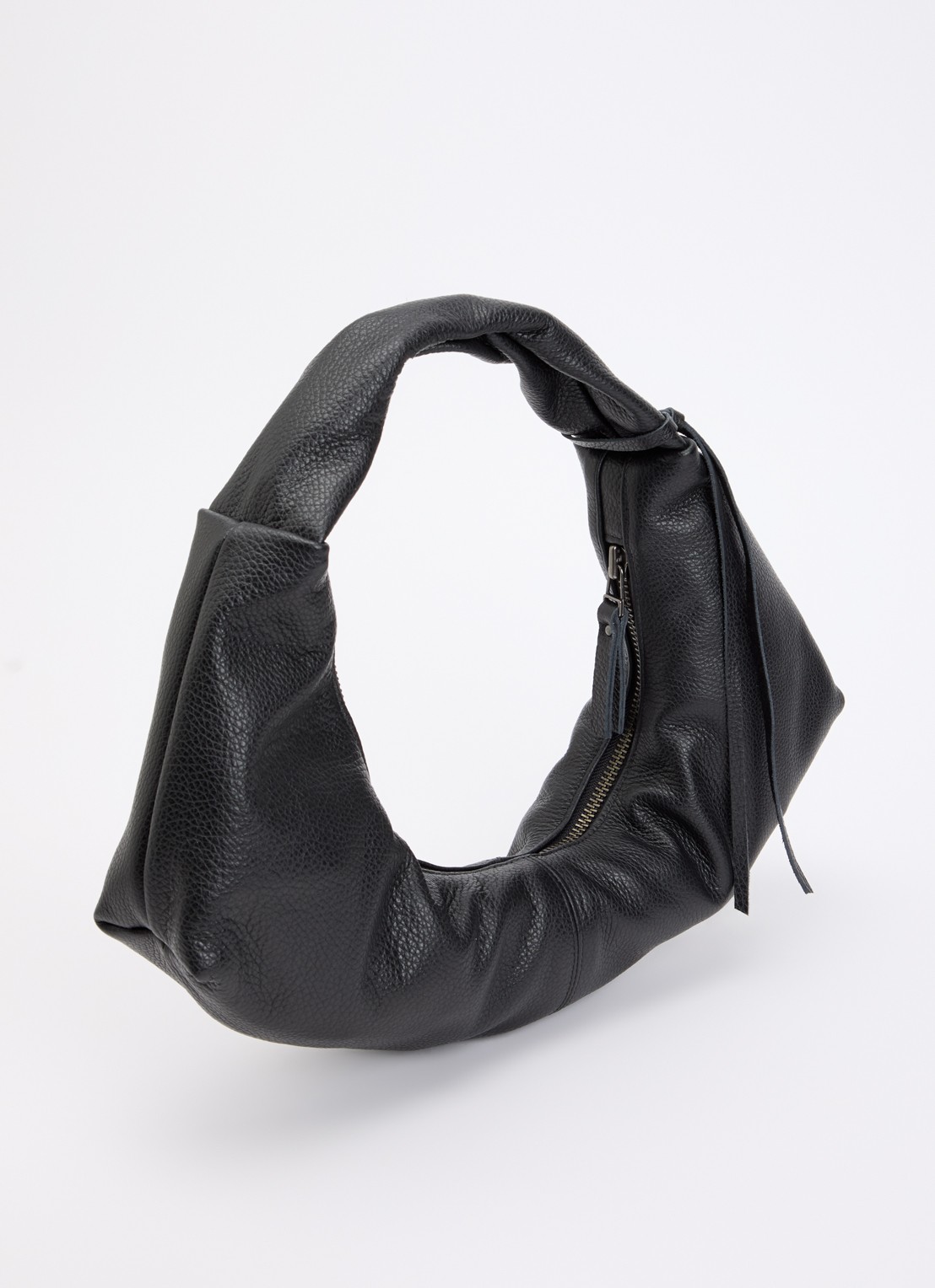 Nona Slouchy schoudertas van leer - achterkant 2 zwart