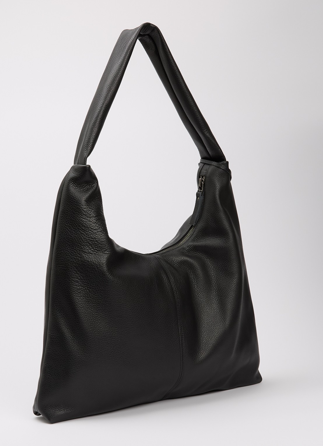 Nona XL crossbodytas van leer met structuur - achterkant zwart