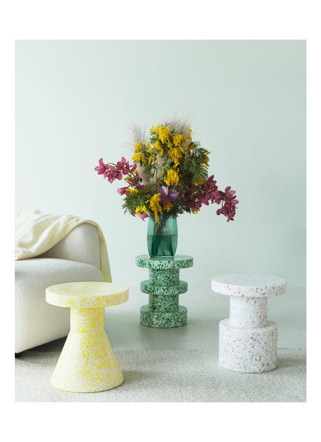 Normann Copenhagen Bit Stool bijzettafel 36 cm - voorkant 3 geel