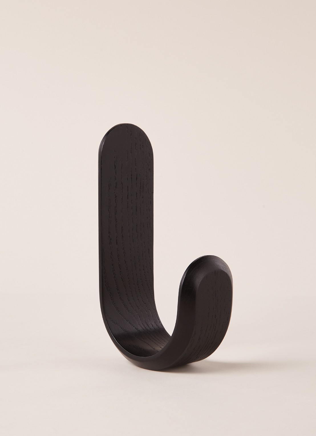 Normann Copenhagen Curve Hook wandhaak 18 cm - voorkant 2 zwart