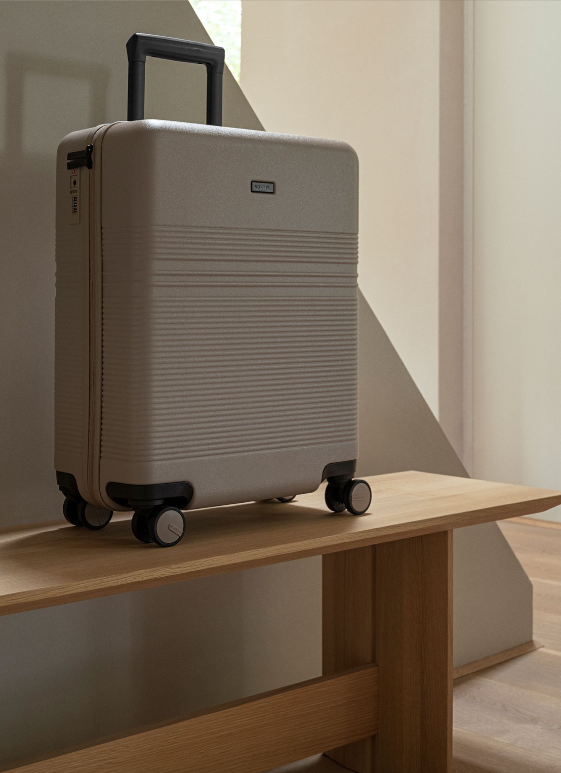Nortvi Spinner 55 cm - voorkant 2 dune / donkerbeige