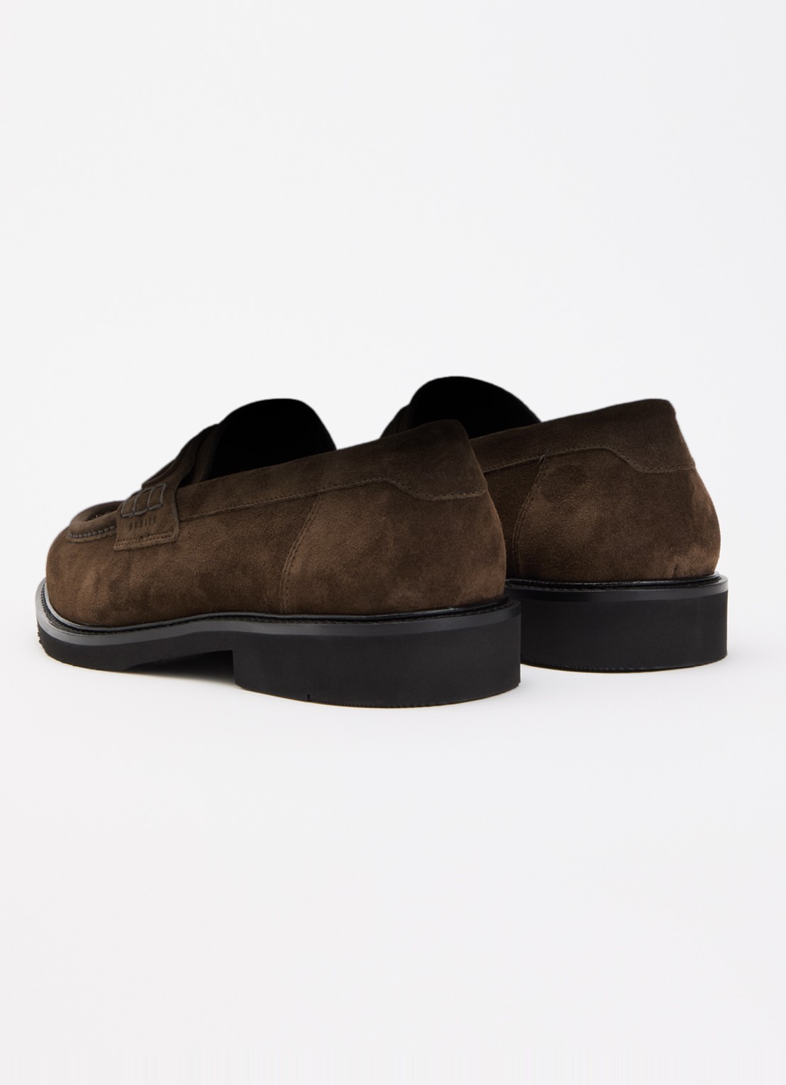 Nubikk Jones Gatsby loafer van suède - achterkant donkerbruin