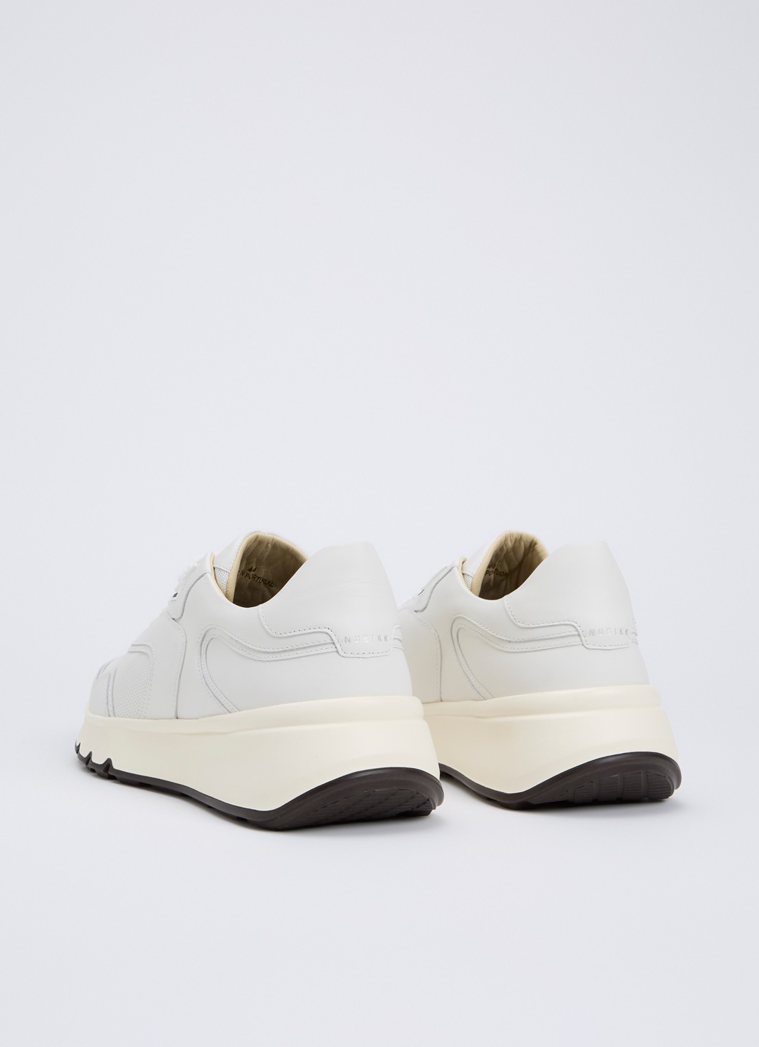 Nubikk Luca Noa sneaker van leer  - achterkant gebroken wit