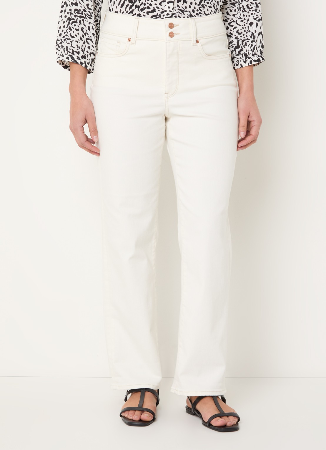 NYDJ Bailey high waist straight leg jeans met gekleurde wassing - detail 2 gebroken wit