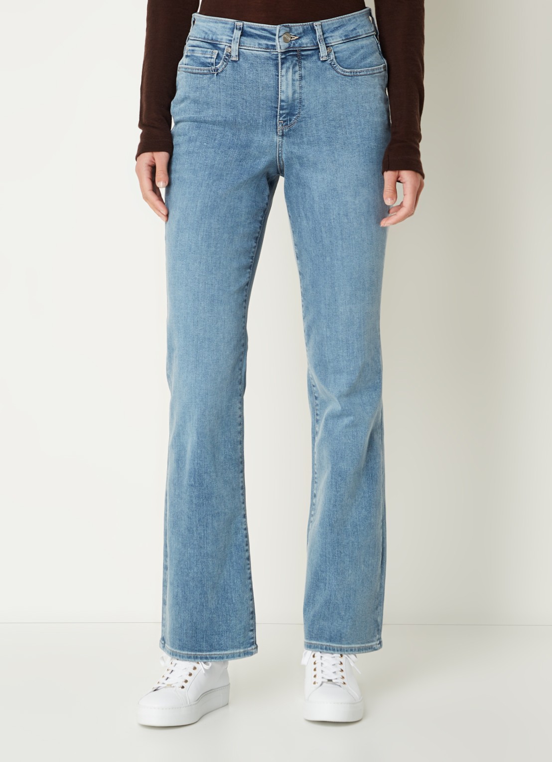 NYDJ Blake high waist flared jeans met stretch - detail 3 lichtblauw