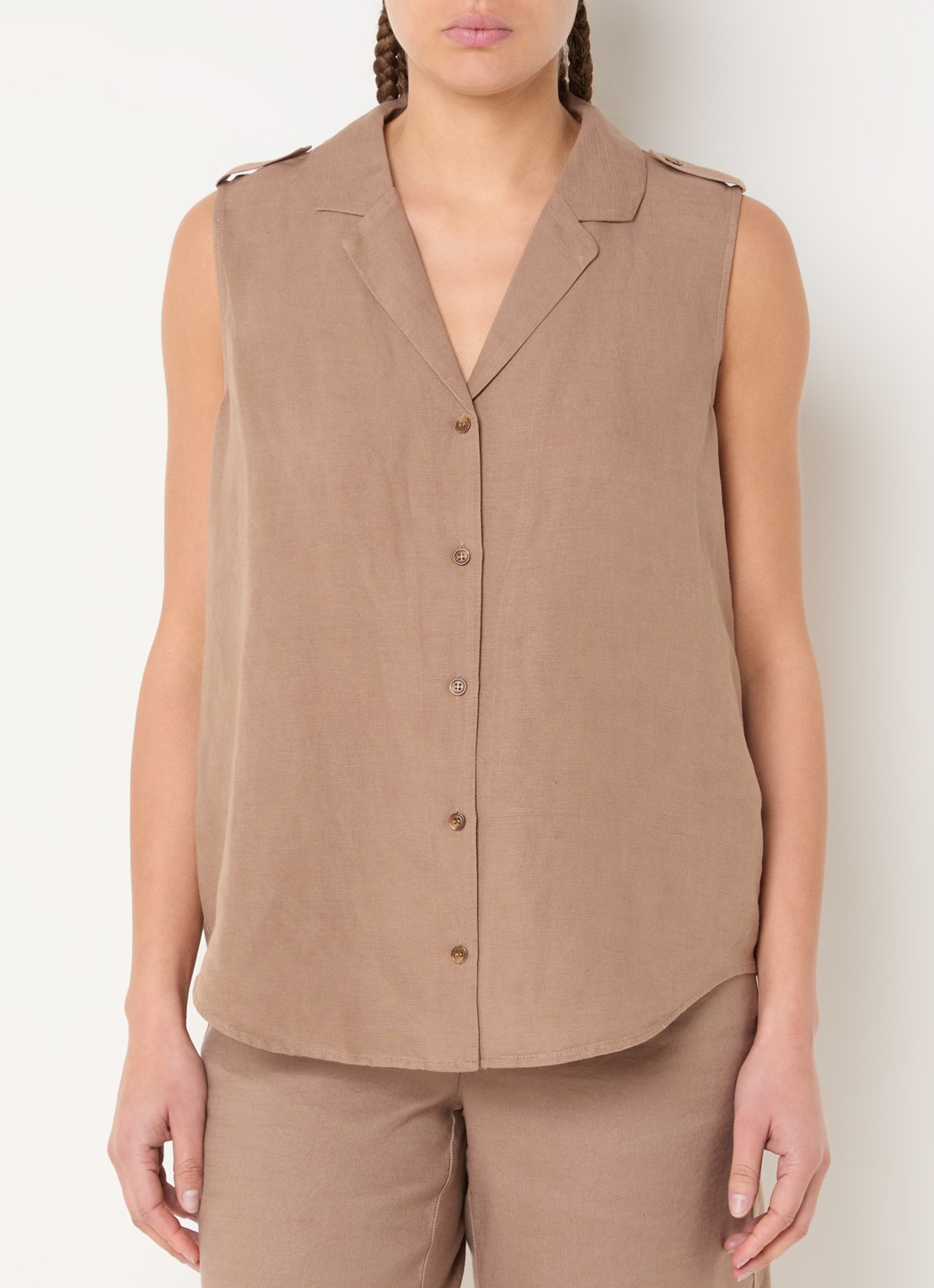NYDJ Gabrielle mouwloze blouse in linnenblend - detail camel