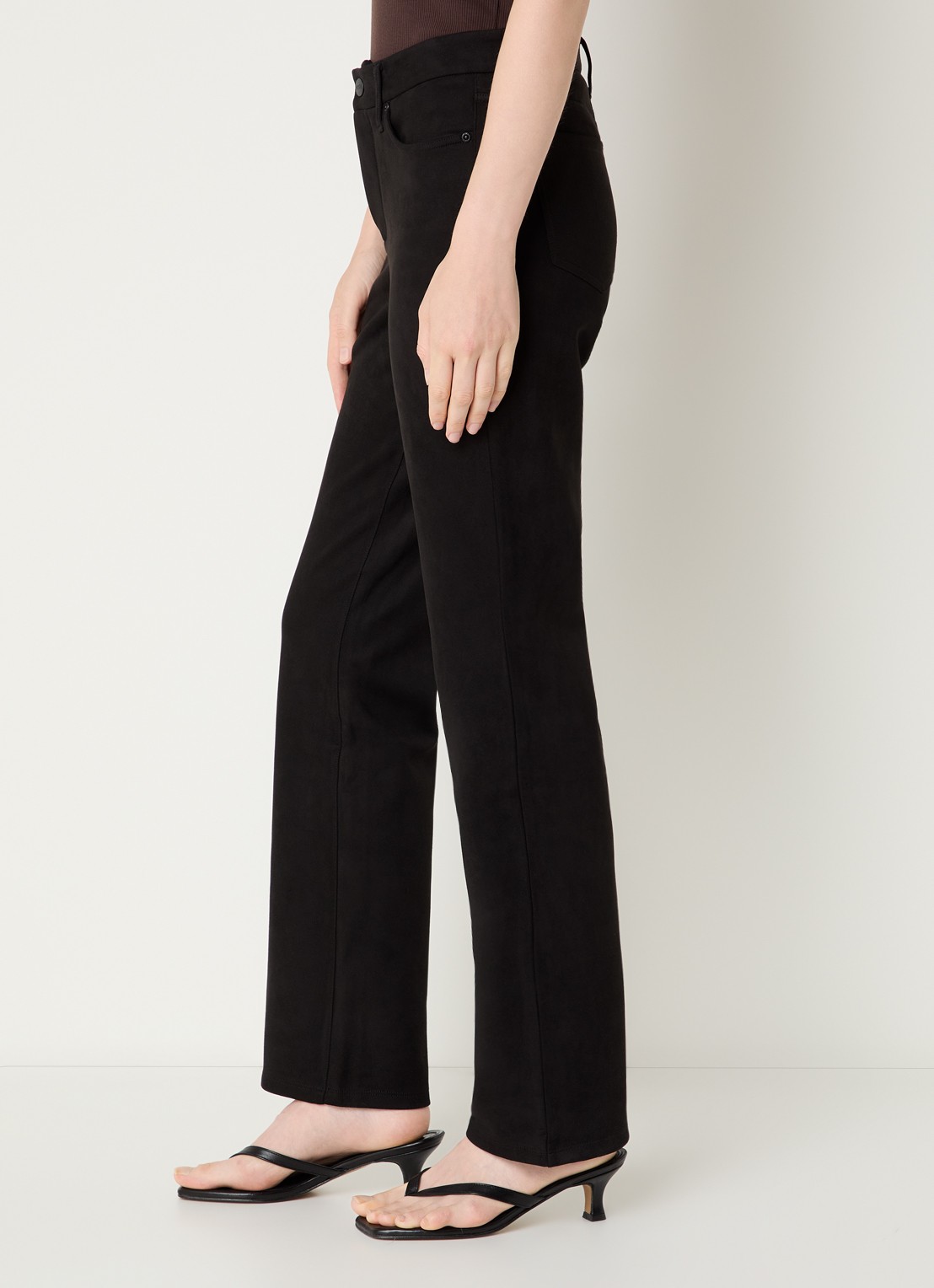 NYDJ Marilyn high waist straight fit broek van imitatiesuède - detail 5 zwart