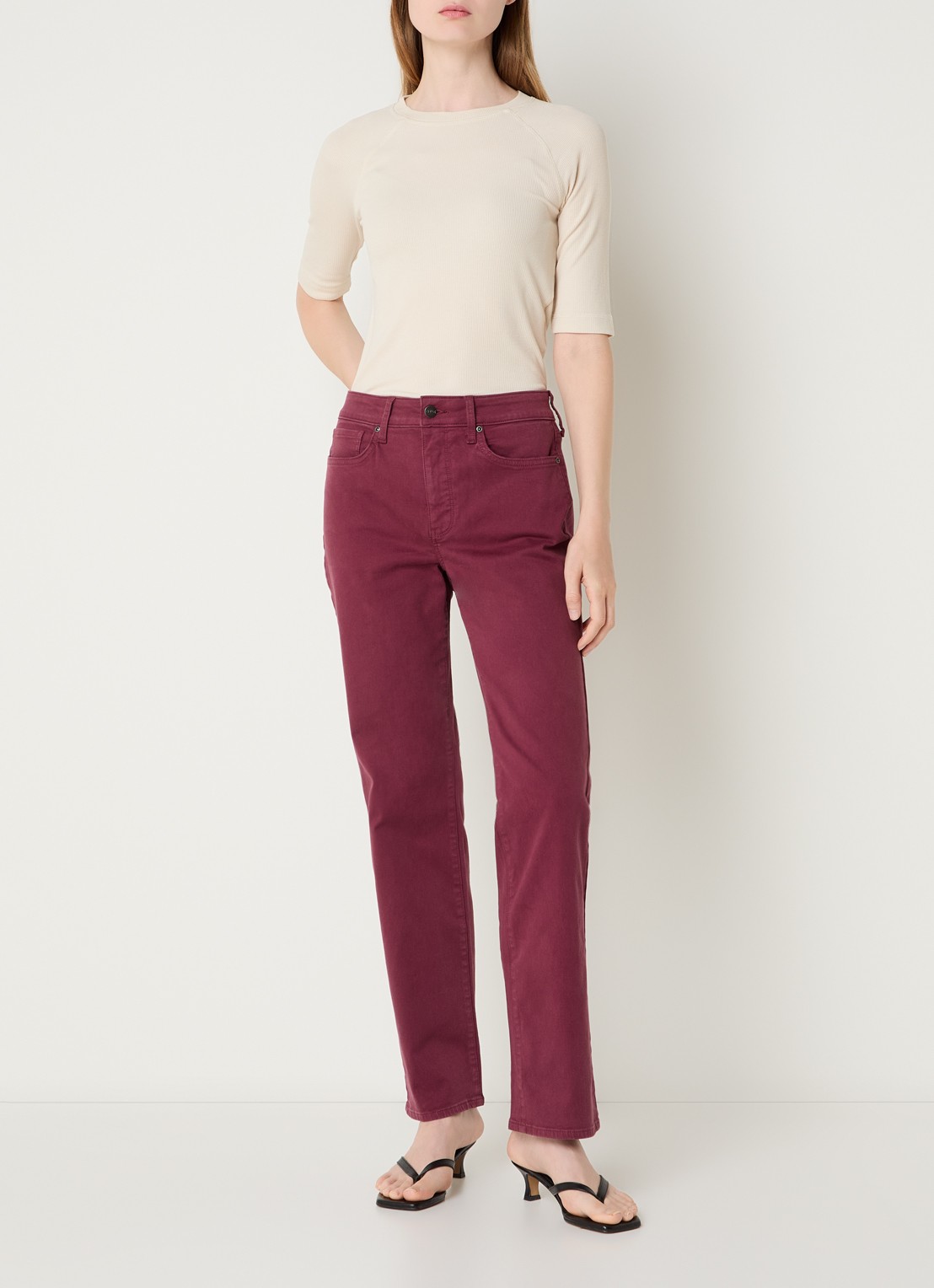 NYDJ Marilyn high waist straight leg jeans met steekzakken - voorkant 4 bordeauxrood