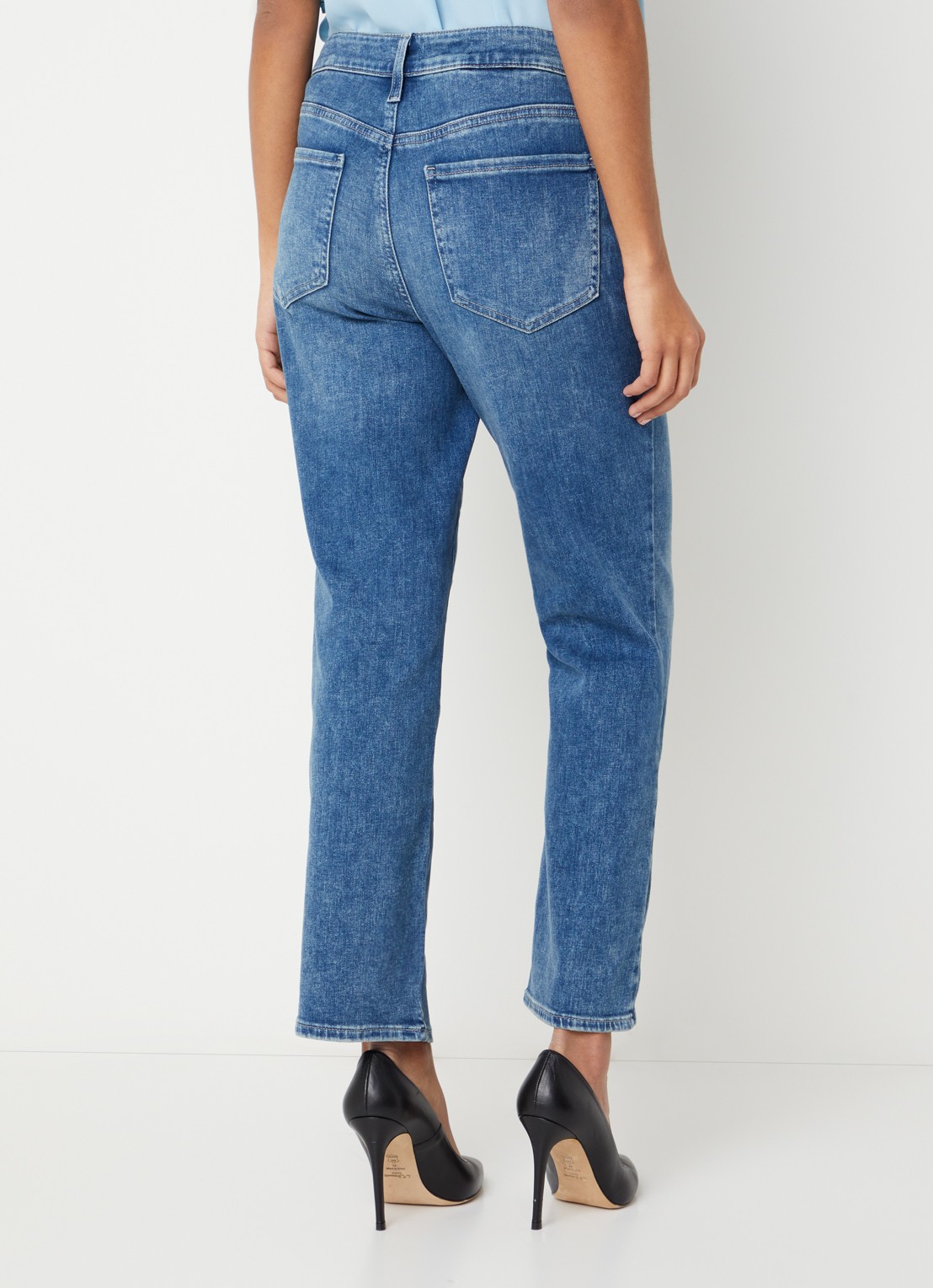 NYDJ Marilyn mid waist slim fit jeans met medium wassing - achterkant indigo