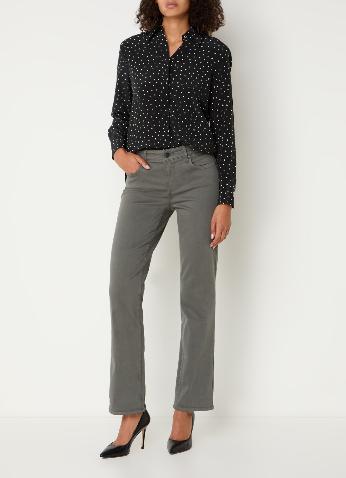 NYDJ Marilyn mid waist straight fit chino met stretch - voorkant 4 olijfgroen