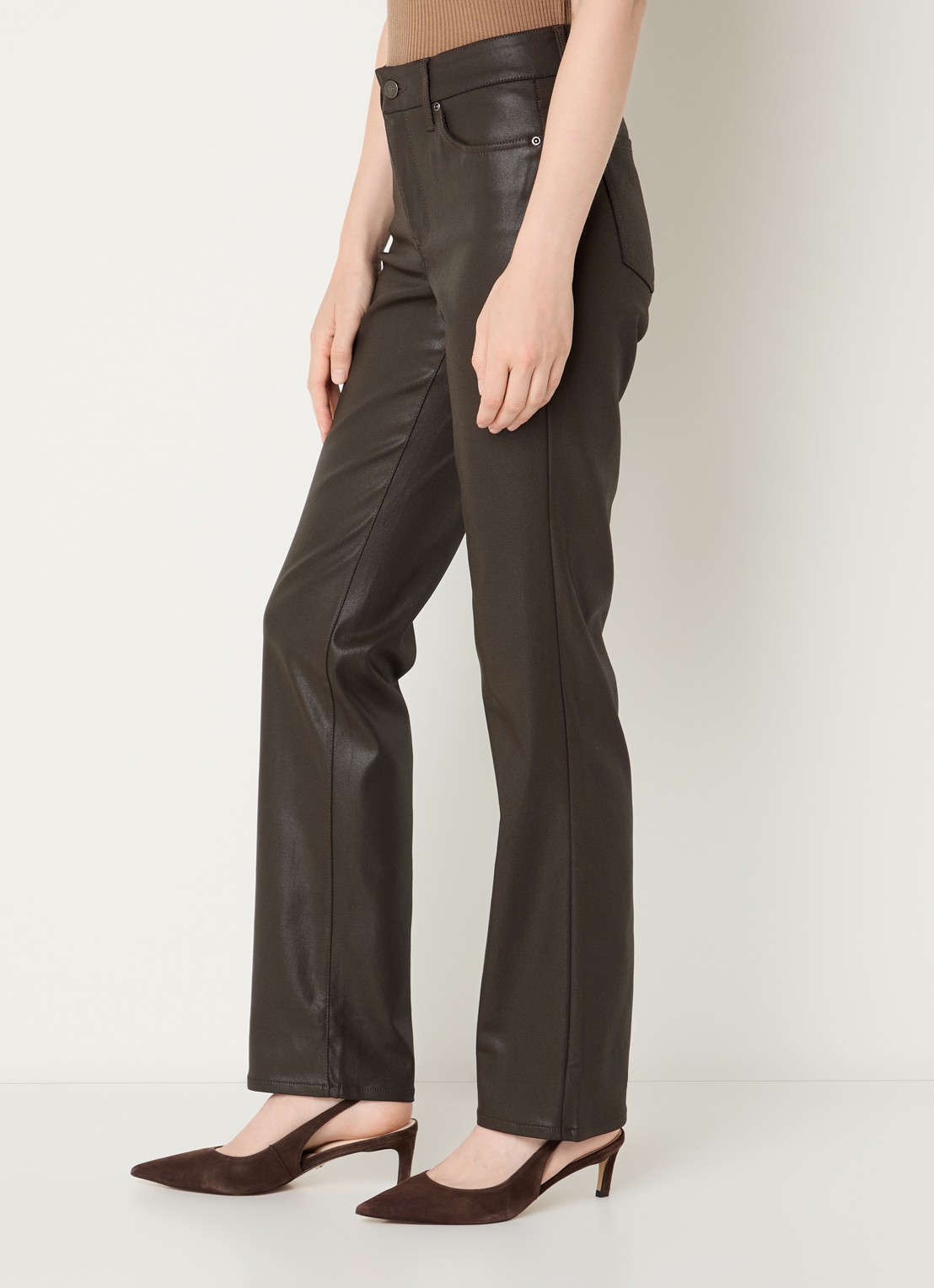 NYDJ Marilyn mid waist straight leg jeans met gekleurde wassing - detail 3 bruin