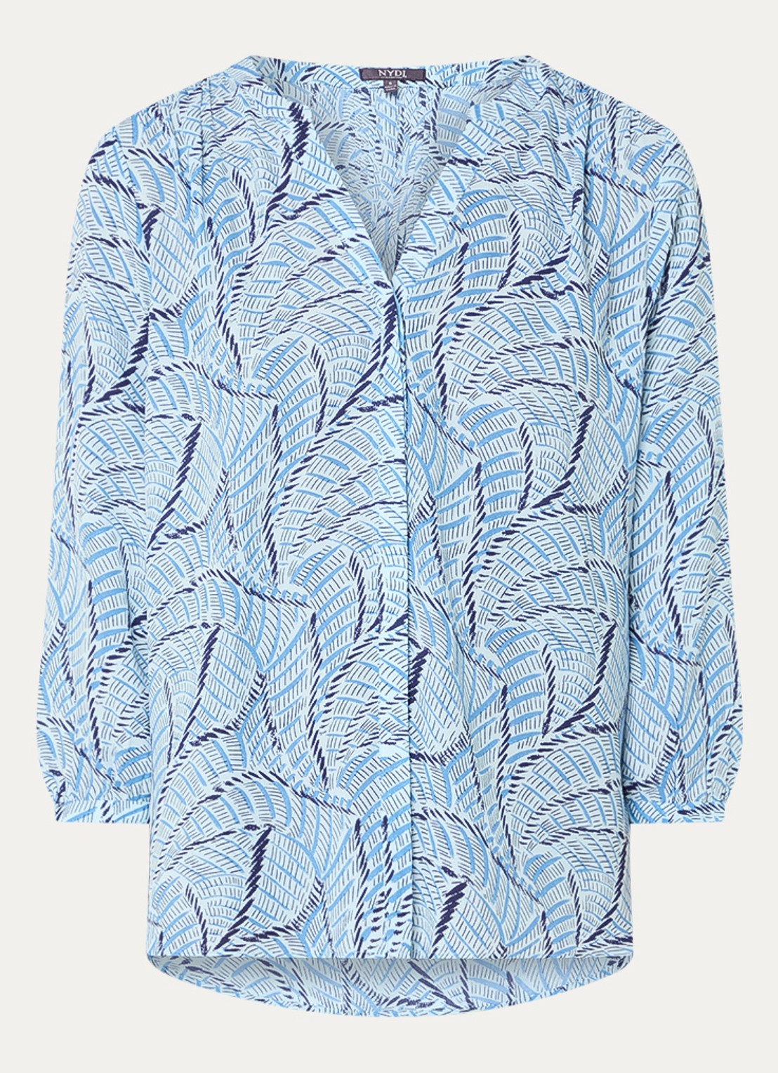 NYDJ Pintuck blouse met V-hals en print - voorkant 4 lichtblauw