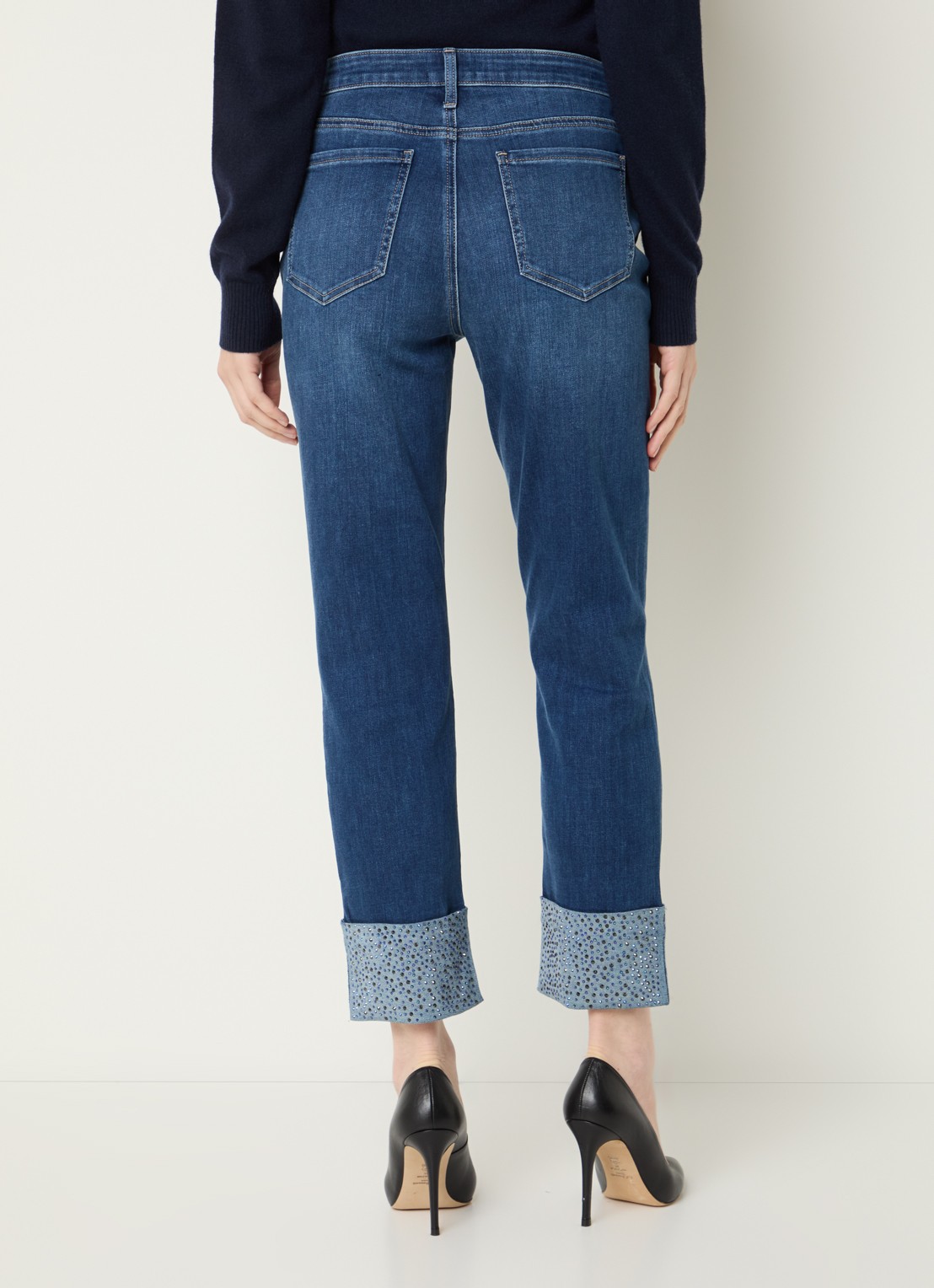 NYDJ Sheri mid waist slim fit jeans met strass - achterkant 5 indigo