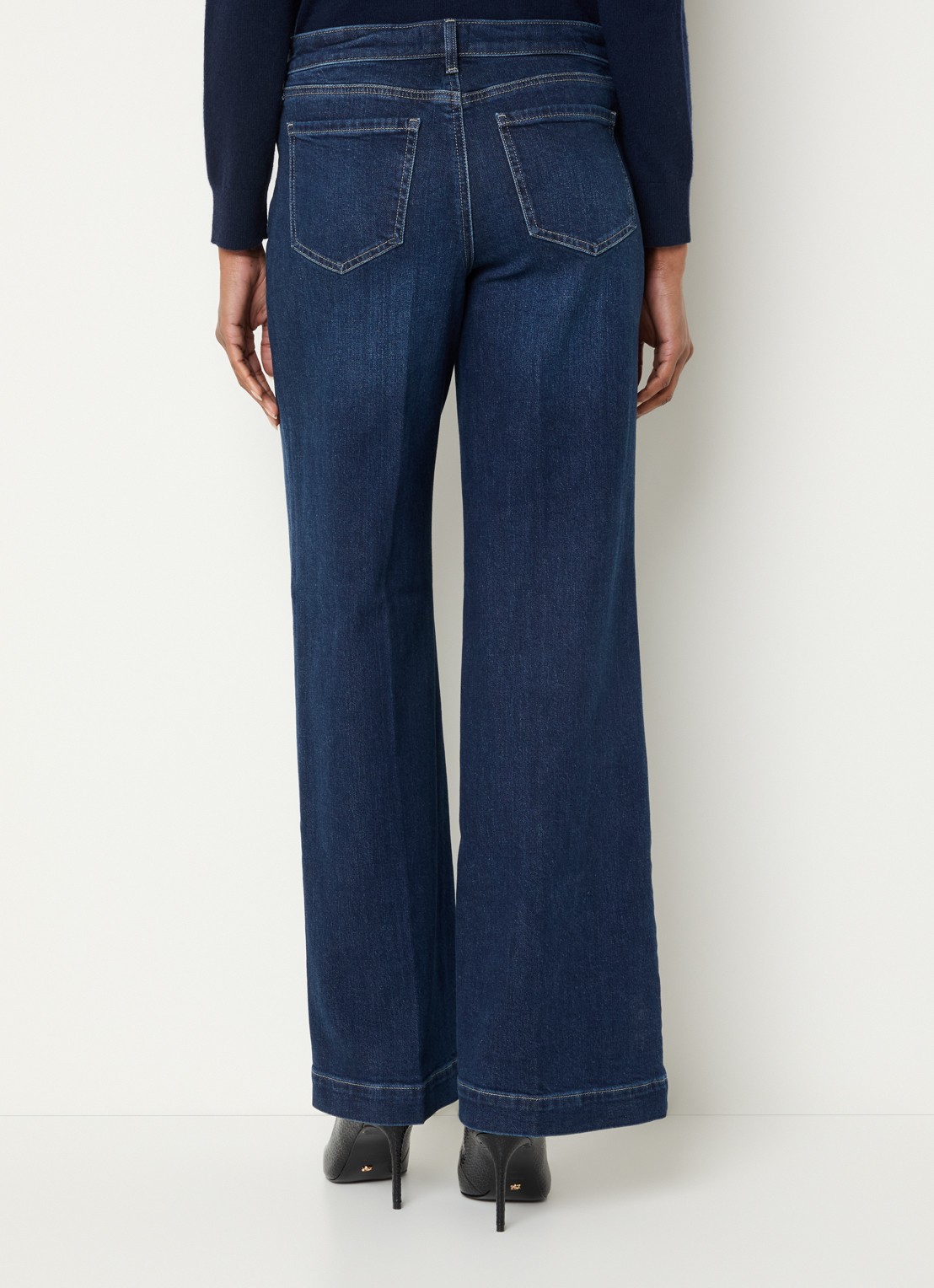 NYDJ Teresa high waist wide leg jeans met steekzakken - achterkant indigo