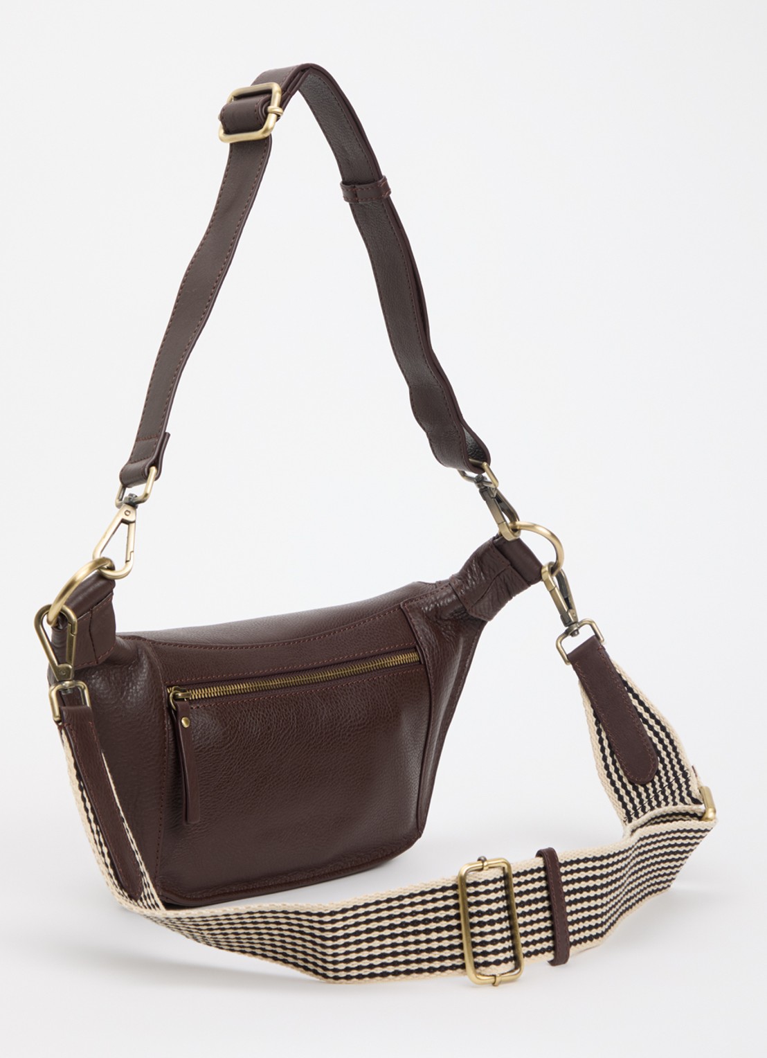 O My Bag Drew heuptas van leer met afneembare schouderriem - achterkant chocoladebruin