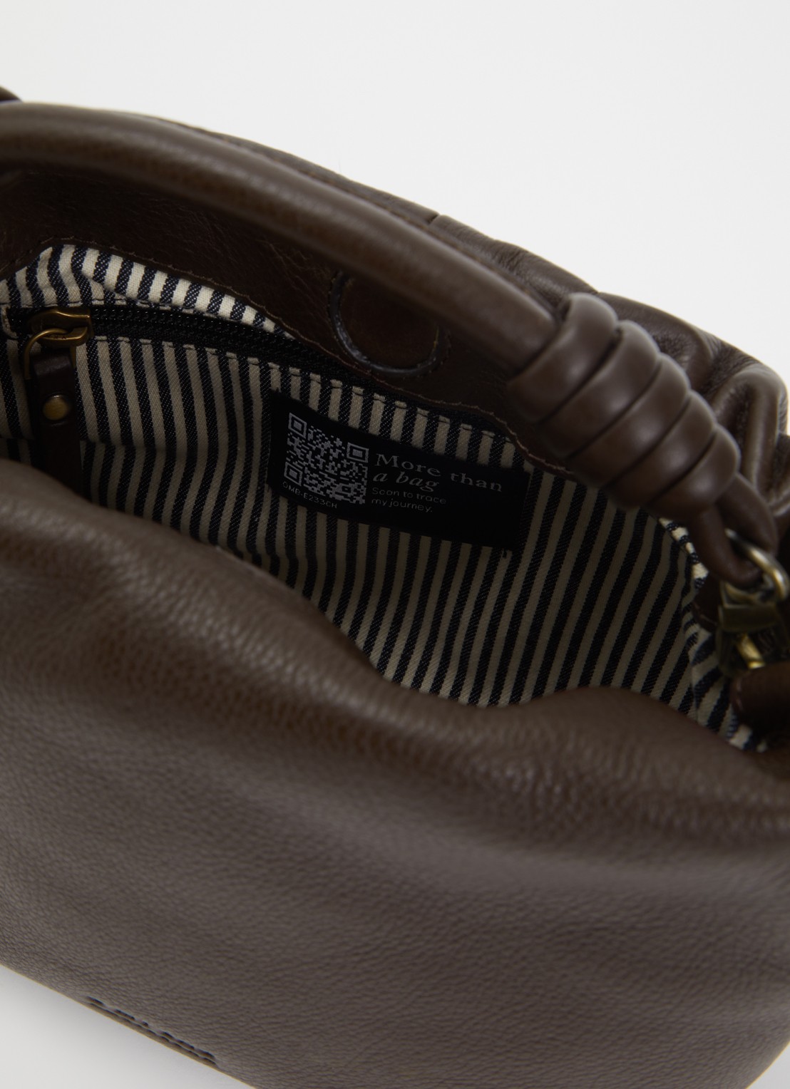 O My Bag Kiki Mini handtas van leer met afneembare schouderriem  - detail 3 chocoladebruin