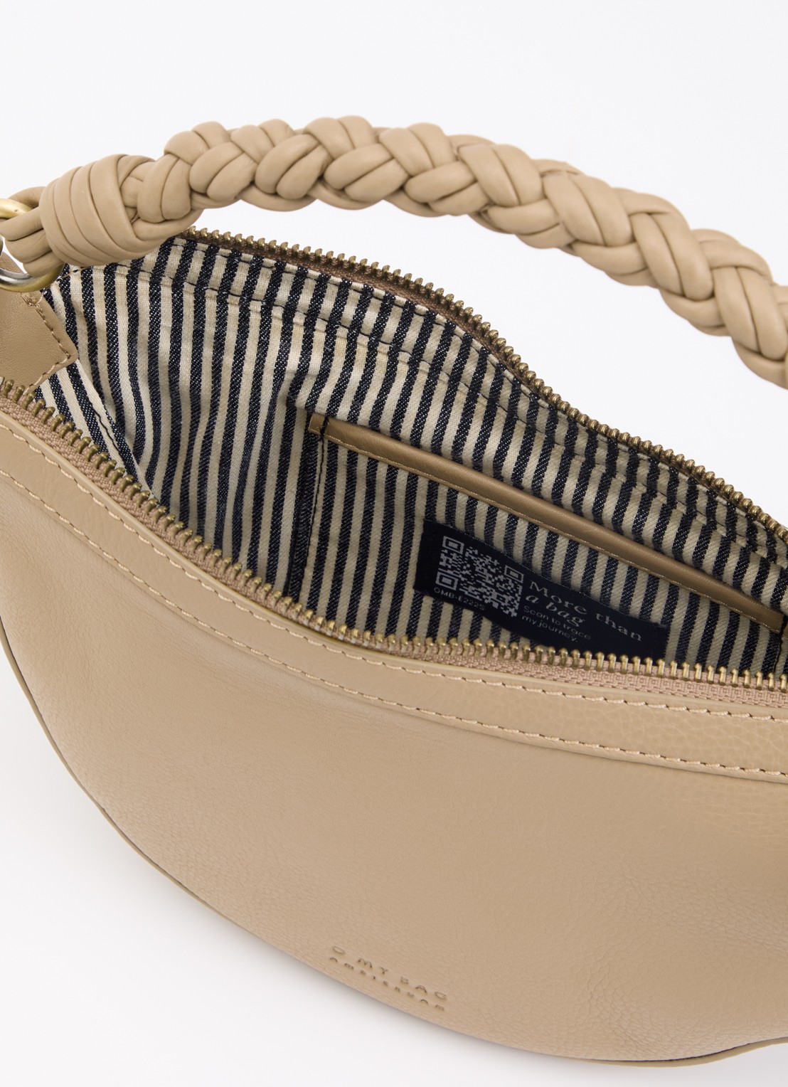 O My Bag Leo Mini handtas van leer met afneembare schouderriem - detail zand