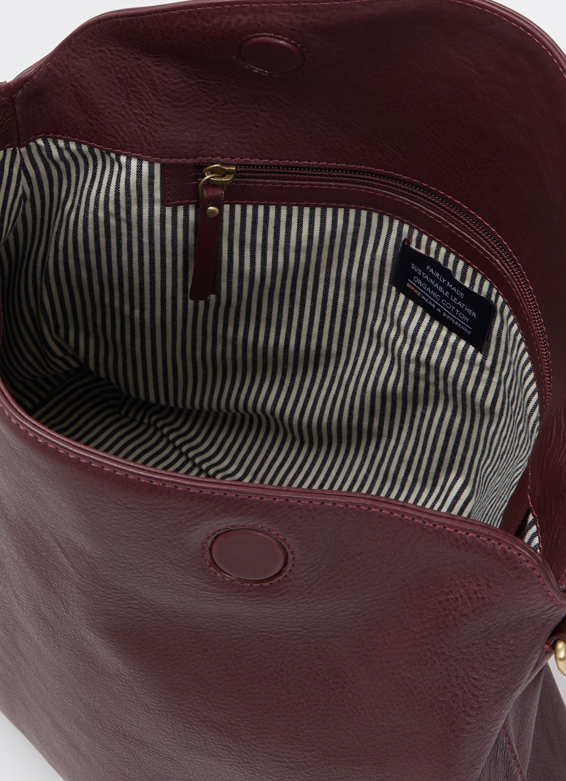 O My Bag Sienna schoudertas van leer  - detail 3 kersenrood