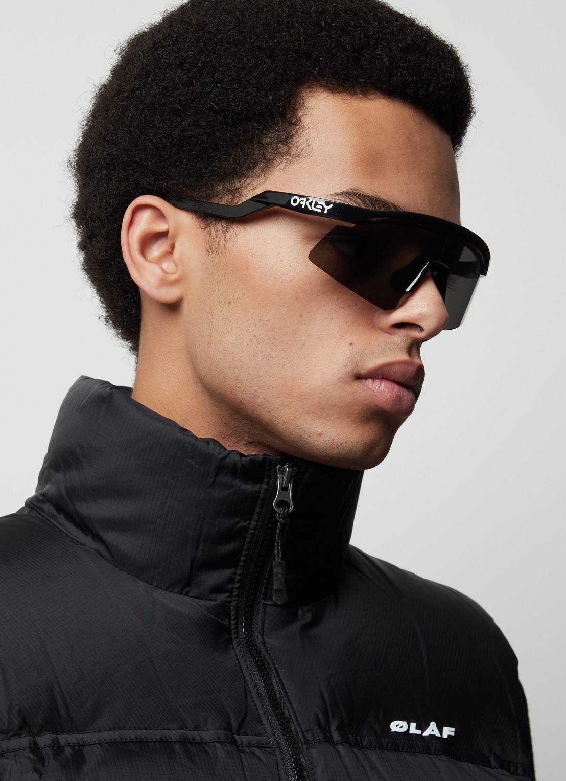 Oakley Oakley  *OO9229 HYDRA BLK SHN - voorkant 3 zwart