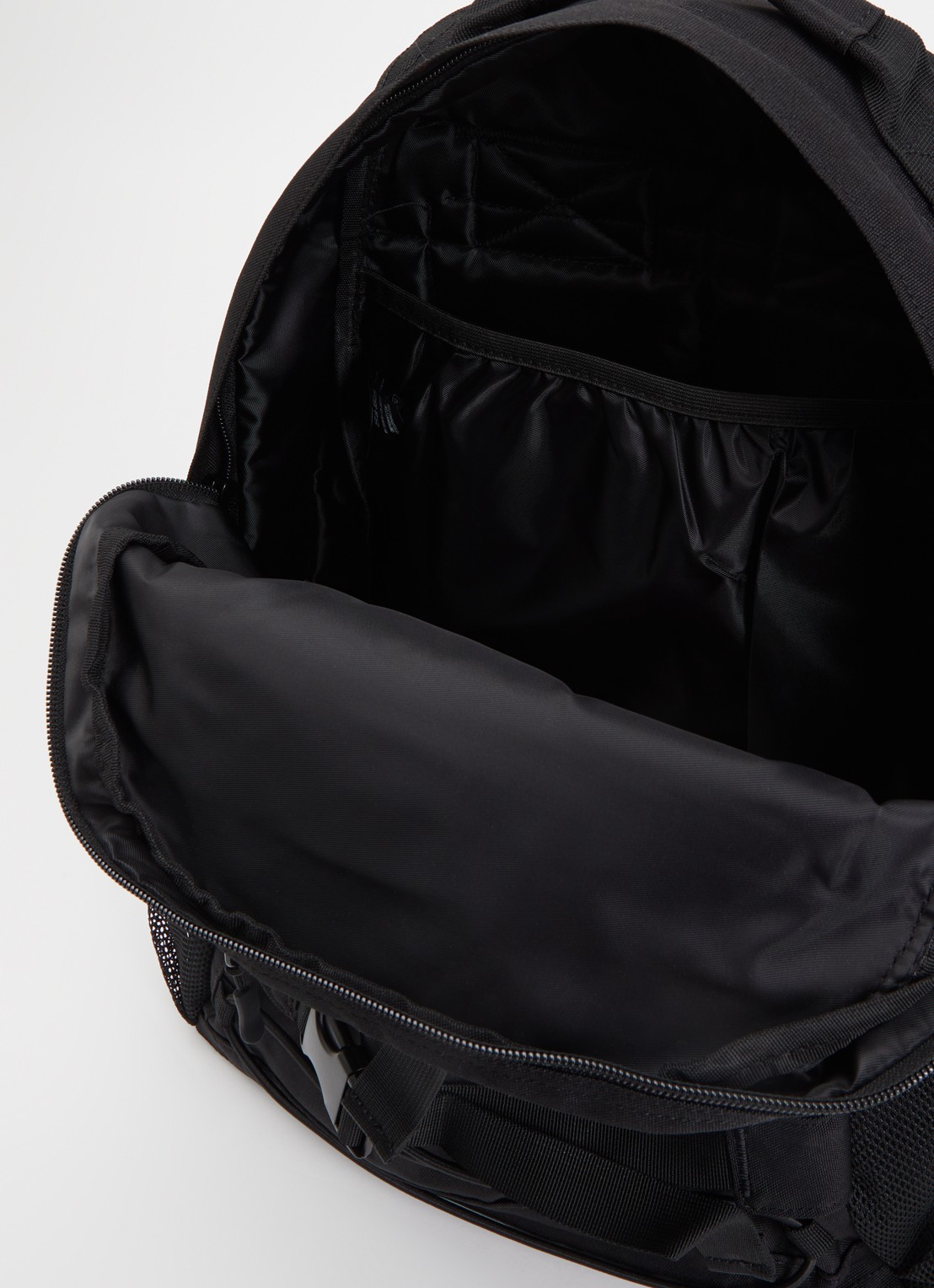 Obey Commuter rugzak met logo en 16 inch laptopvak - detail 2 zwart