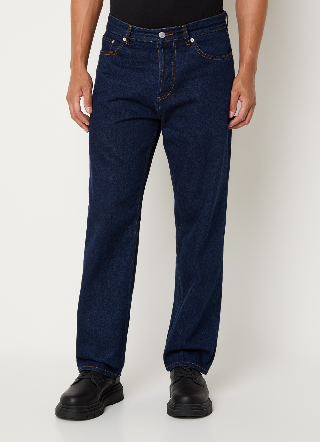 Obey Mid waist straight leg jeans met donkere wassing - detail indigo