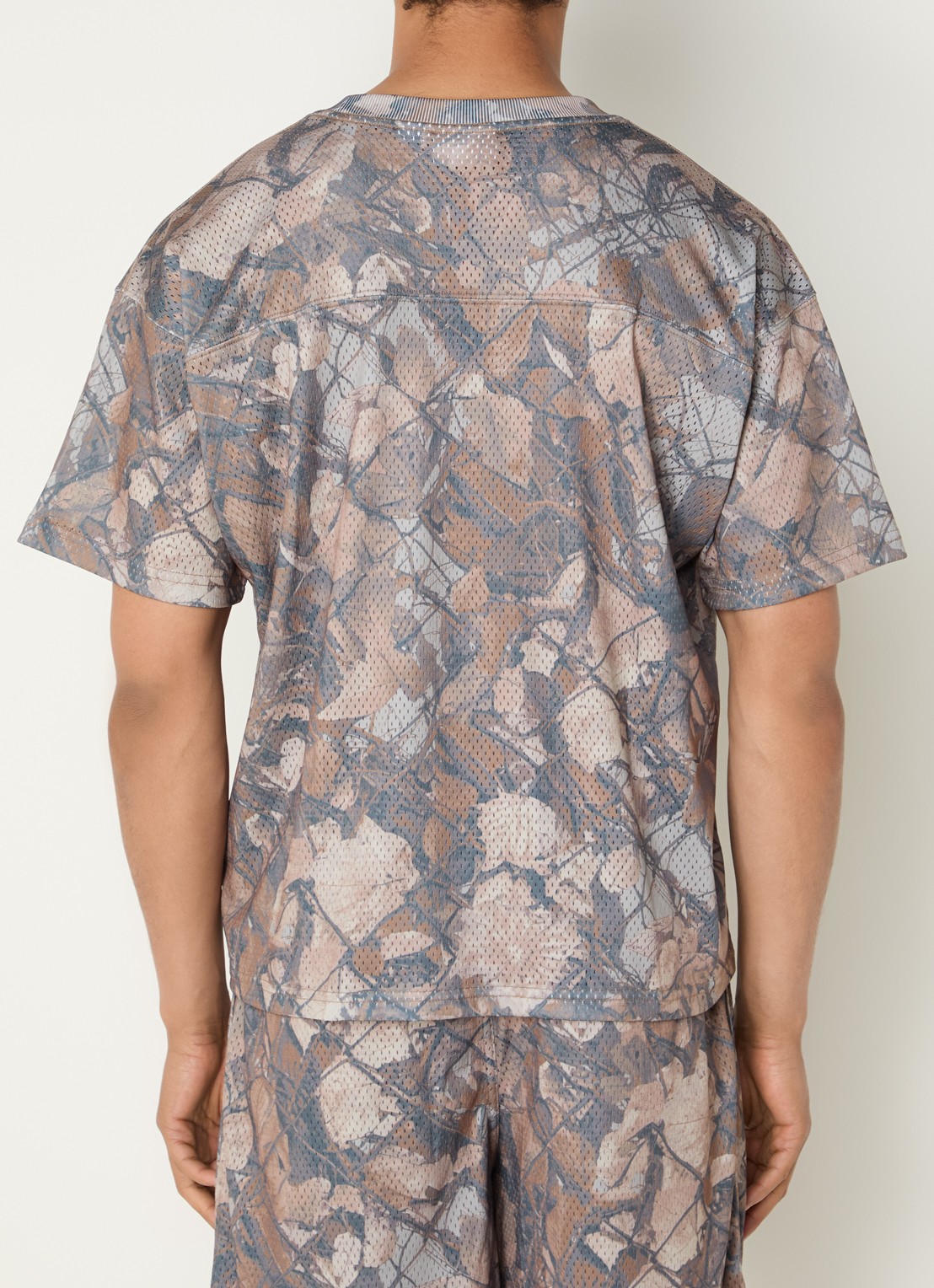 Obey Practice T-shirt met camouflageprint - achterkant 3 beige