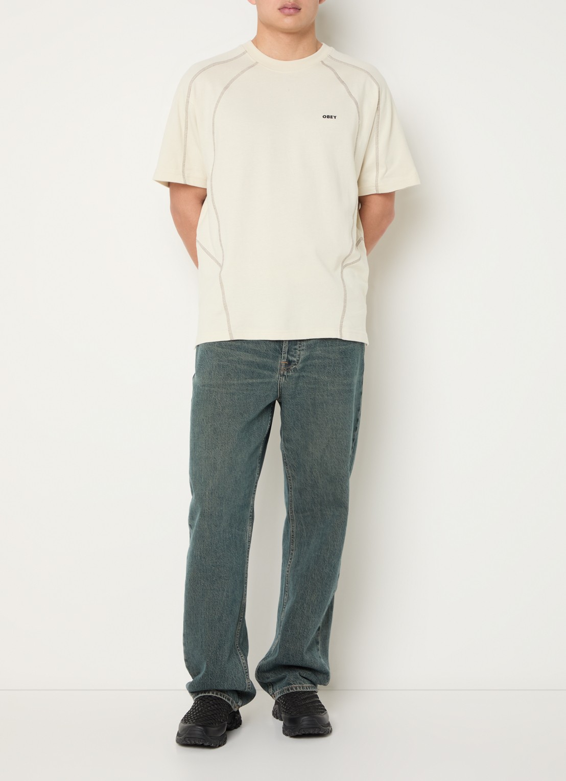 Obey T-shirt met logo - voorkant 3 beige