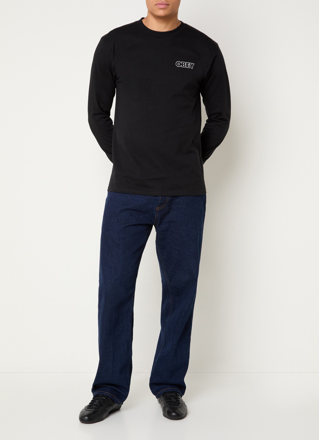 Obey Treble long sleeve met logo- en backprint - voorkant 4 zwart