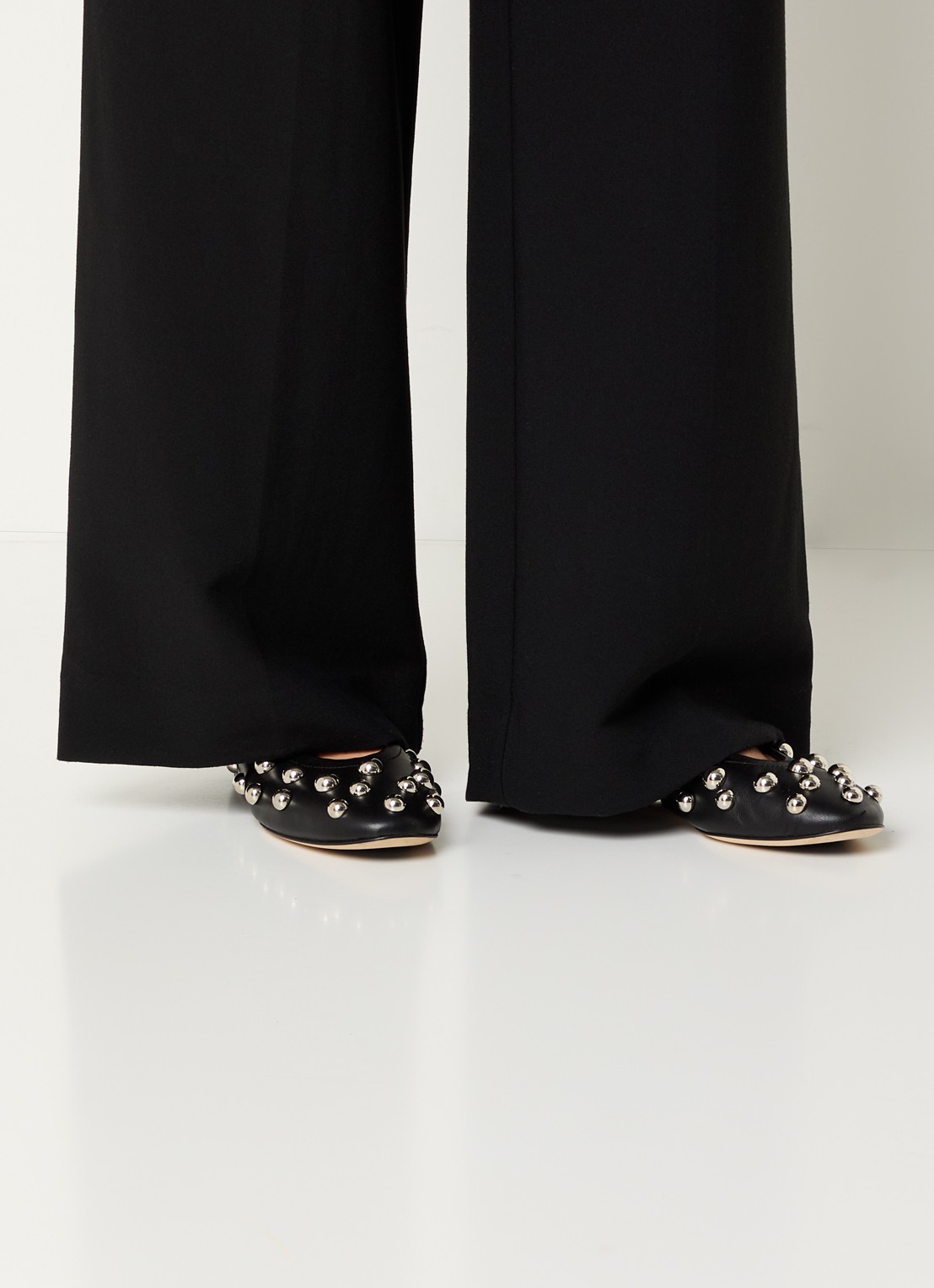 Odare Penna ballerina van leer met studs - voorkant 2 zwart