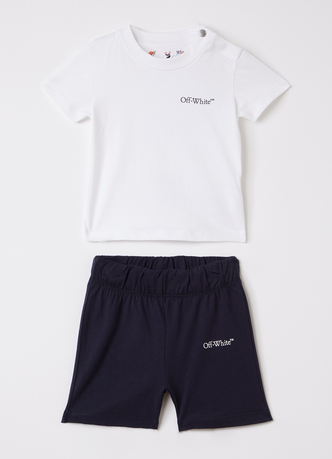 Off-White Arrow set van T-shirt met korte broek - voorkant wit