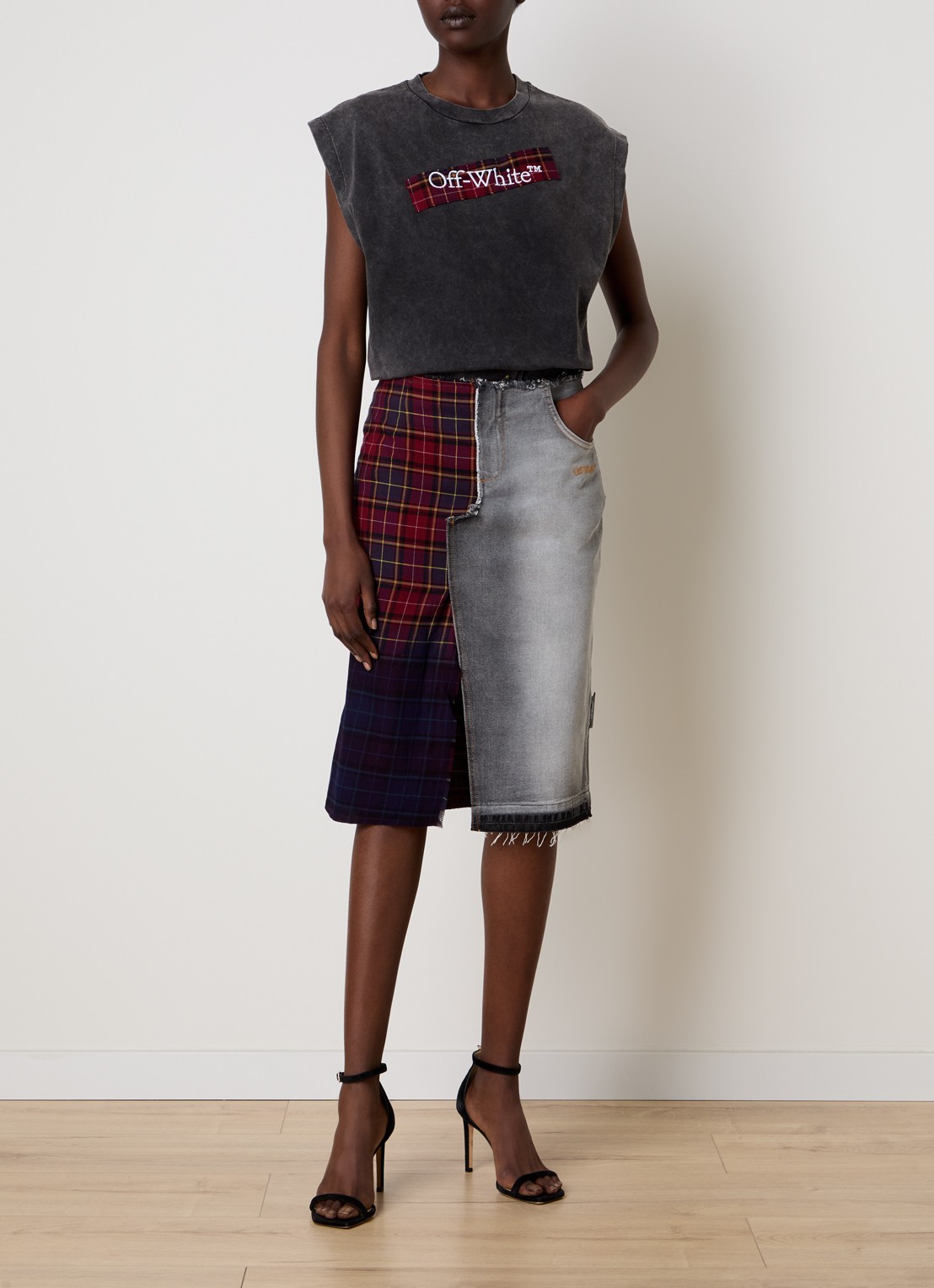Off-White Check T-shirt met logo - voorkant 3 antraciet